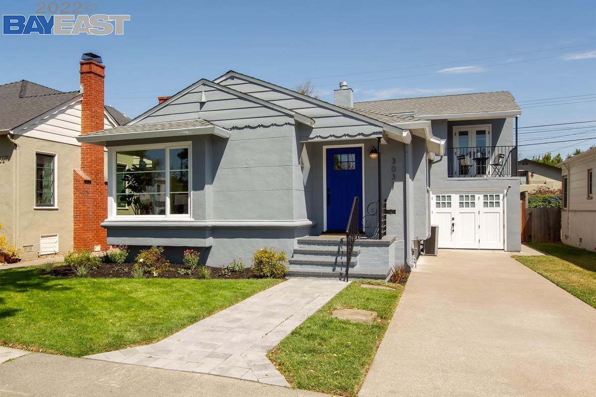 Detail Gallery Image 1 of 1 For 3031 Fernside Blvd, Alameda,  CA 94501 - 3 Beds | 2 Baths