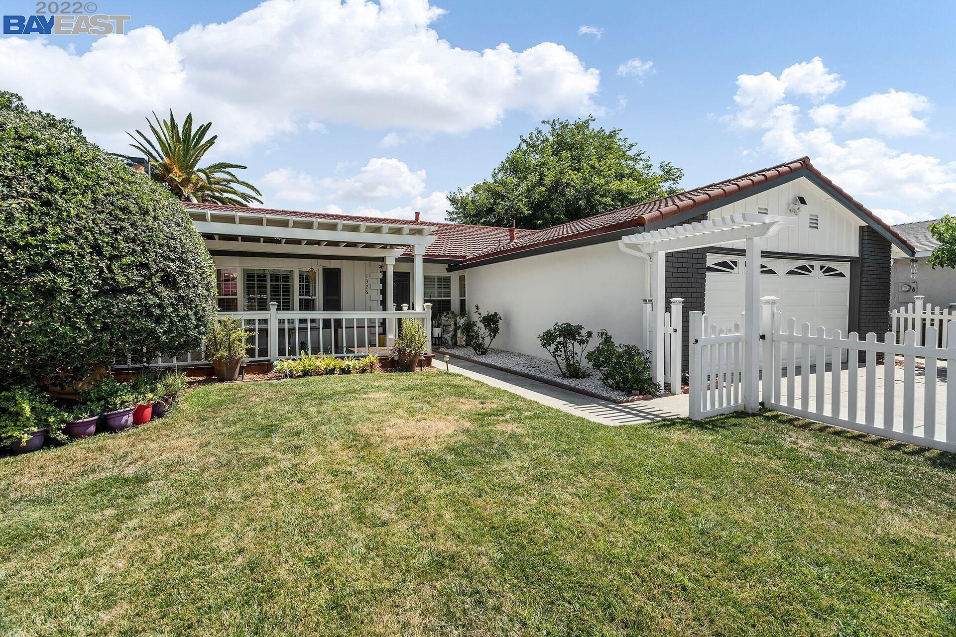 Detail Gallery Image 1 of 1 For 1326 Cabrillo Ave, San Jose,  CA 95132 - 4 Beds | 2 Baths