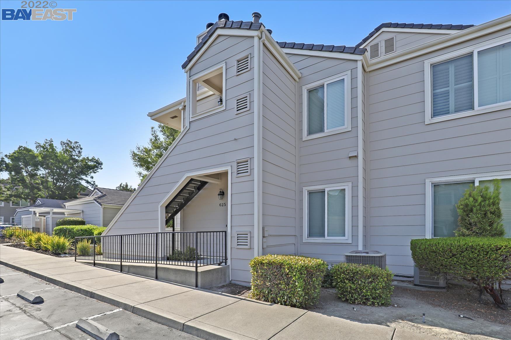 Detail Gallery Image 1 of 1 For 625 Norris Canyon Terrace, San Ramon,  CA 94583 - 2 Beds | 2 Baths