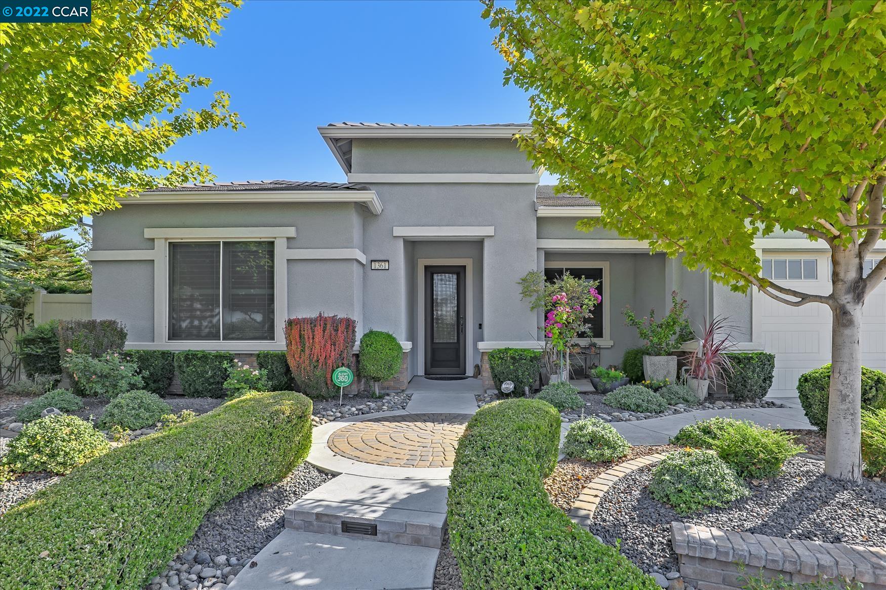 Detail Gallery Image 1 of 1 For 1361 Chestnut Grove Dr, Manteca,  CA 95336 - 3 Beds | 2 Baths