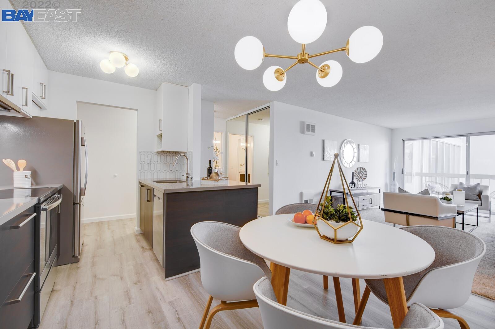 Detail Gallery Image 1 of 1 For 960 Shorepoint Ct #207,  Alameda,  CA 94501 - 1 Beds | 1 Baths