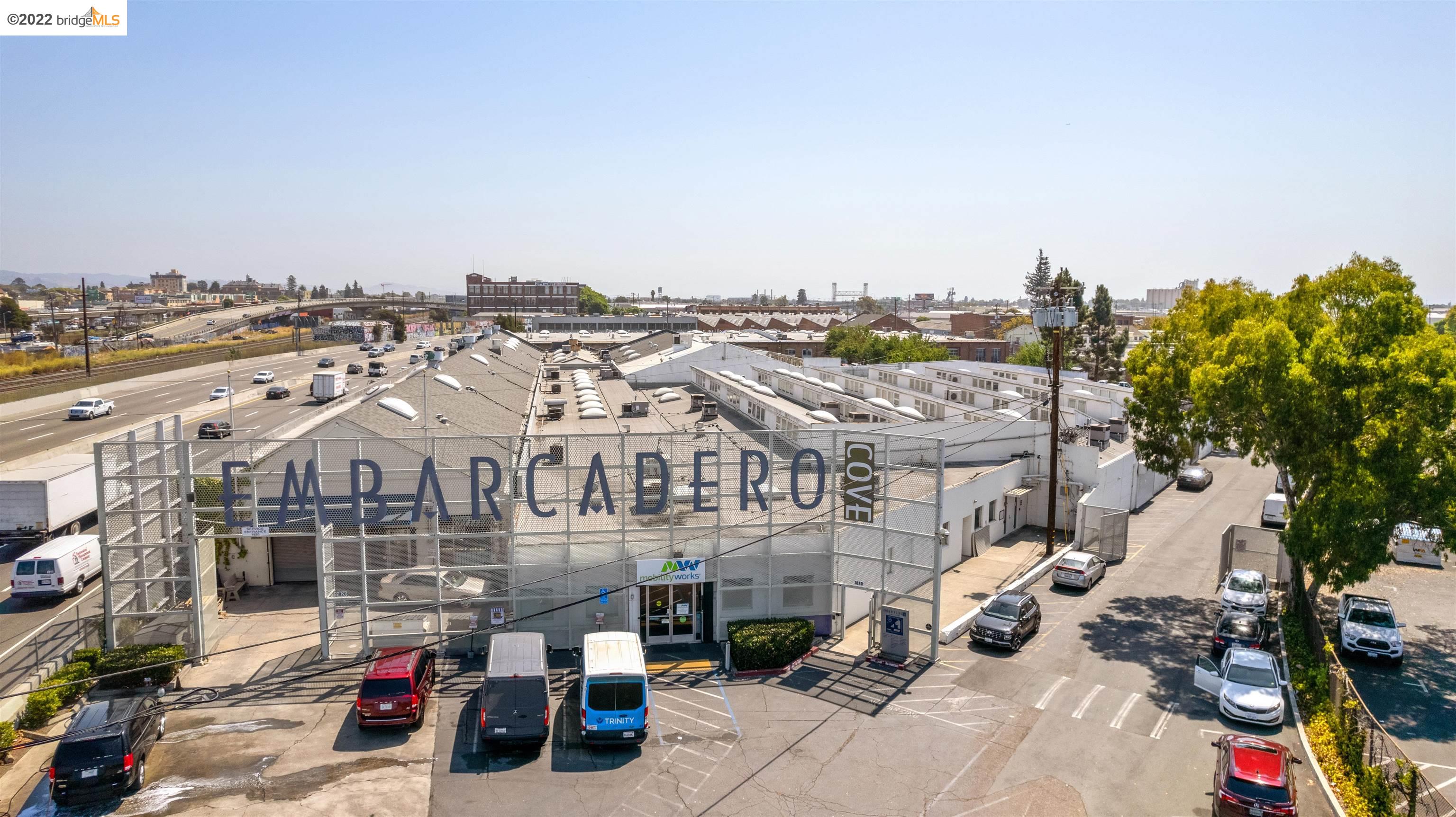 Detail Gallery Image 2 of 19 For 1035 22nd Avenue, #19, Oakland,  CA 94606 - – Beds | – Baths