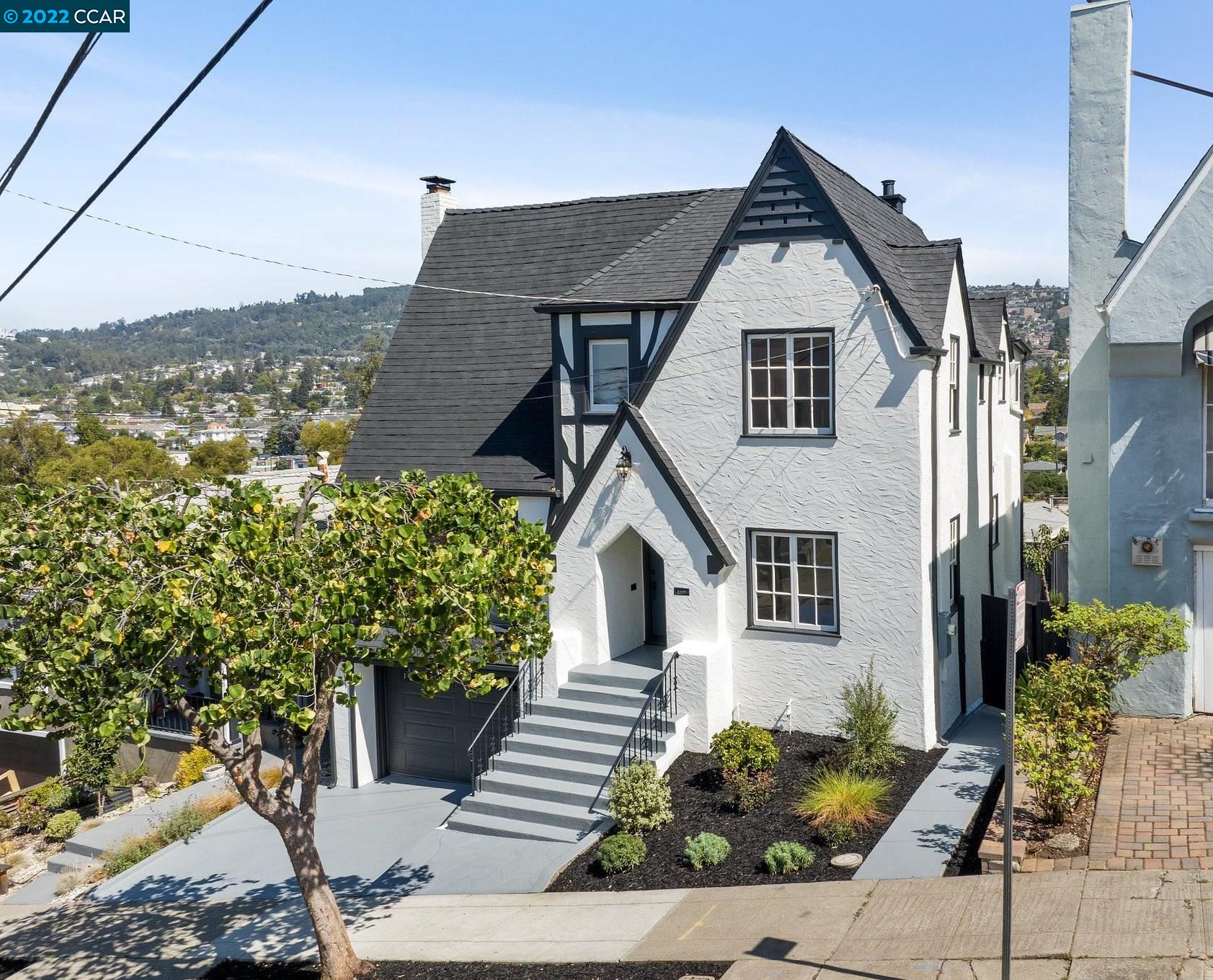 Detail Gallery Image 1 of 1 For 4608 Meldon Ave, Oakland,  CA 94619 - 3 Beds | 2 Baths