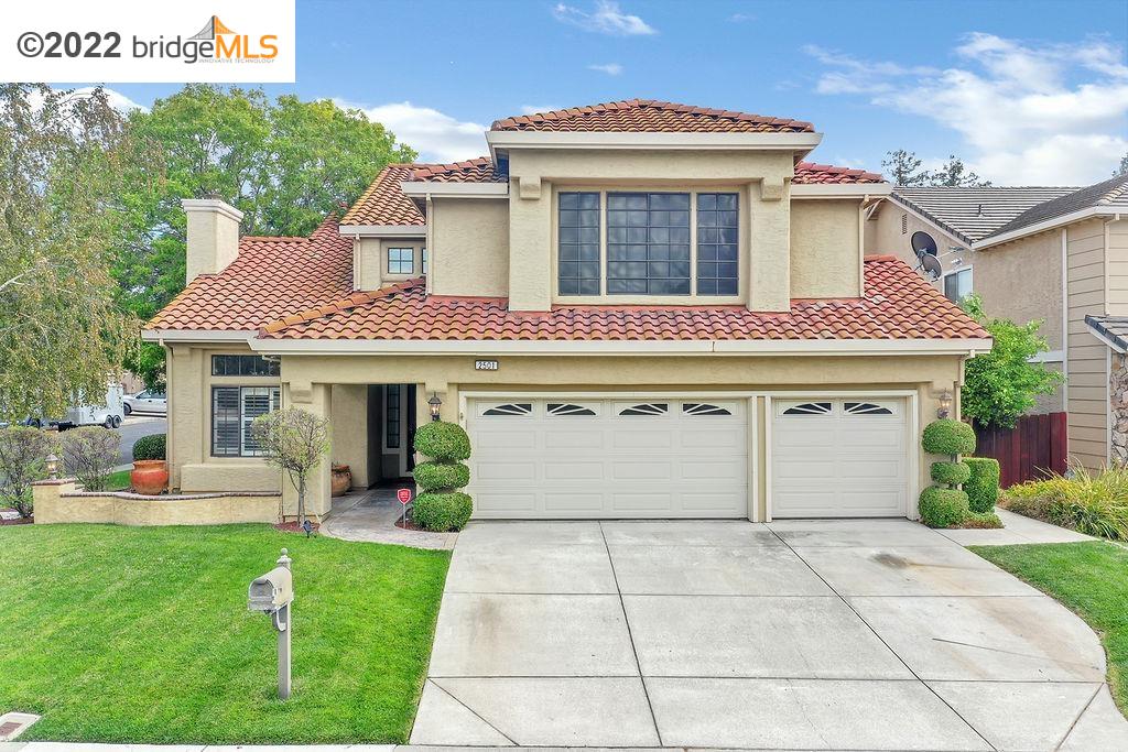 Detail Gallery Image 1 of 1 For 2501 Larch Way, Antioch,  CA 94509 - 5 Beds | 3 Baths