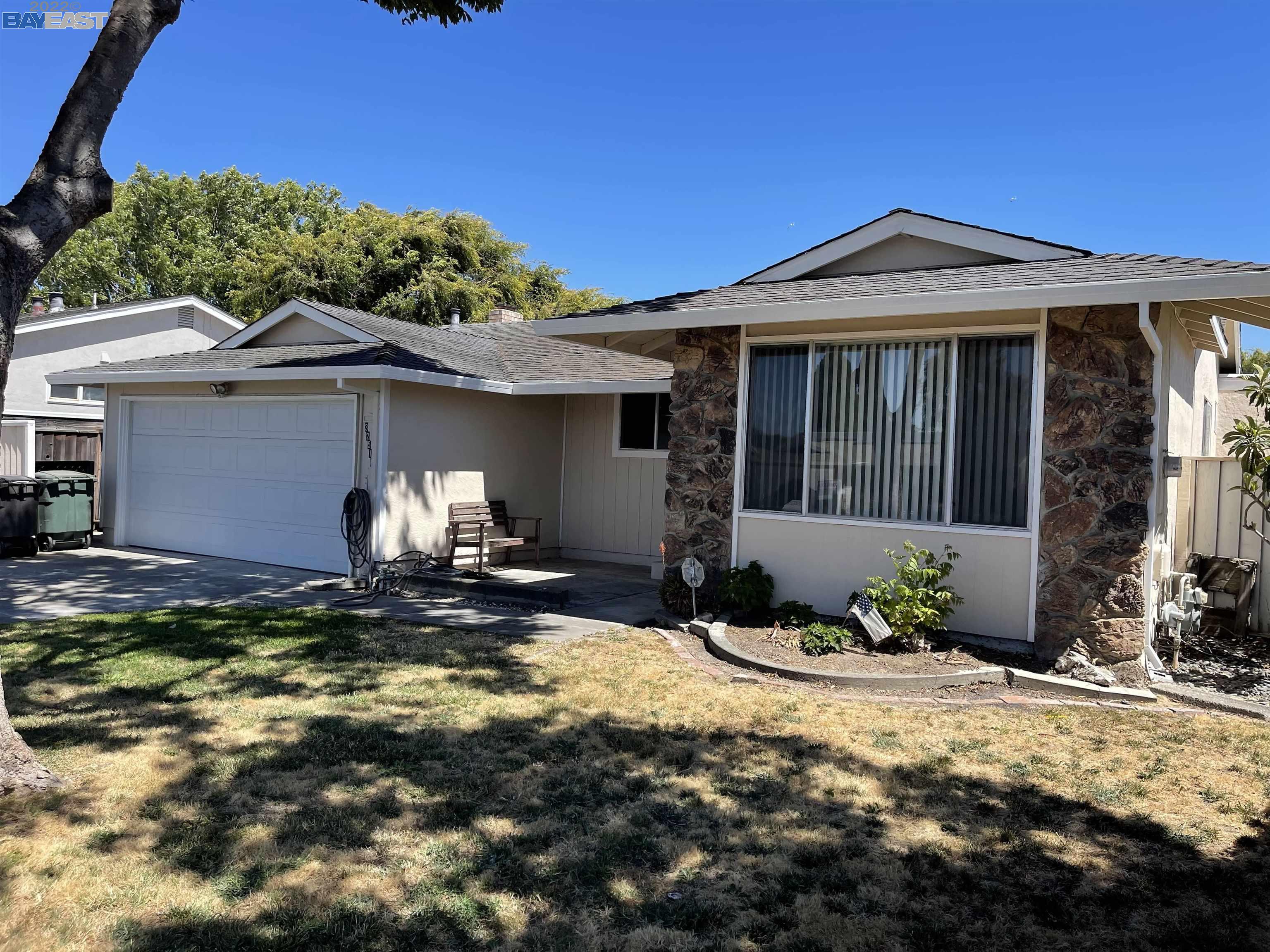 Detail Gallery Image 1 of 1 For 32510 Karen Ct, Union City,  CA 94587 - 4 Beds | 2 Baths