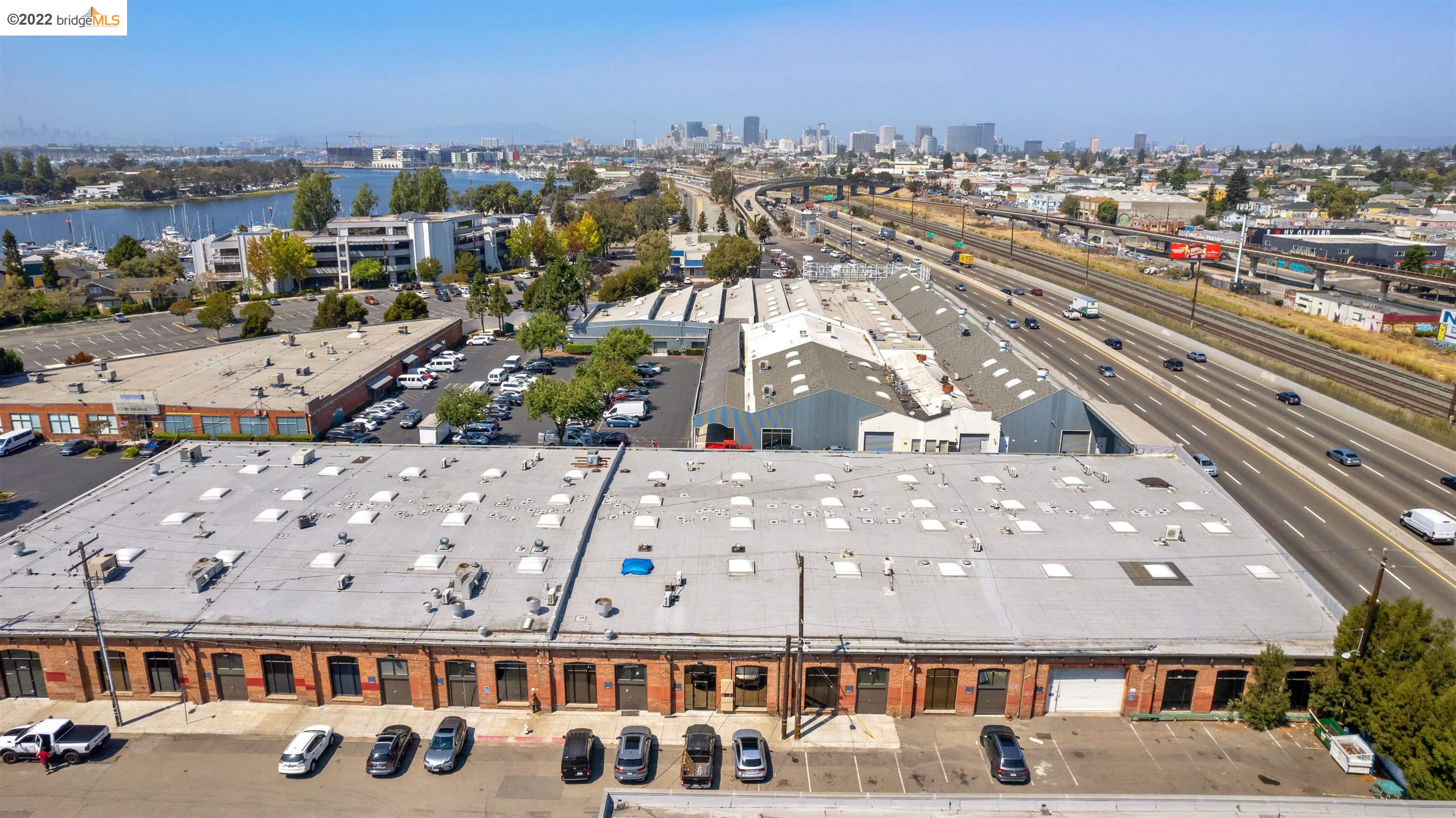 Detail Gallery Image 15 of 24 For 1035 22nd Avenue, #5, Oakland,  CA 94606 - – Beds | – Baths