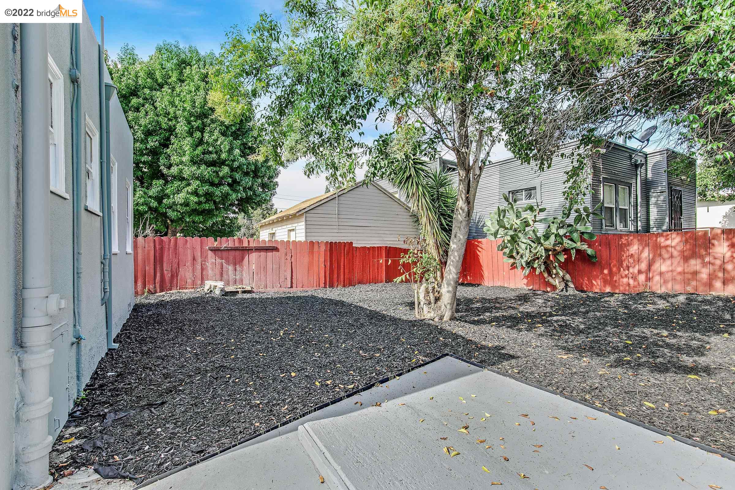 Detail Gallery Image 29 of 29 For 2207 64th Ave, Oakland,  CA 94605 - 2 Beds | 1 Baths