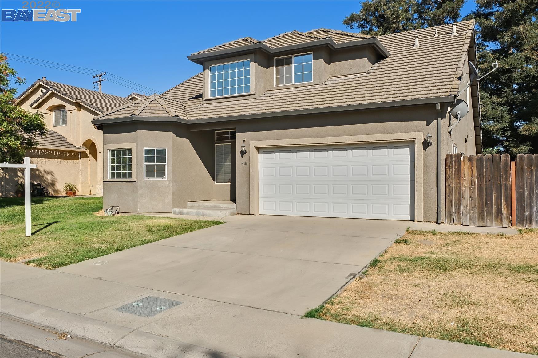 Detail Gallery Image 1 of 1 For 1238 Hasley Dr, Modesto,  CA 95358 - 3 Beds | 2/1 Baths