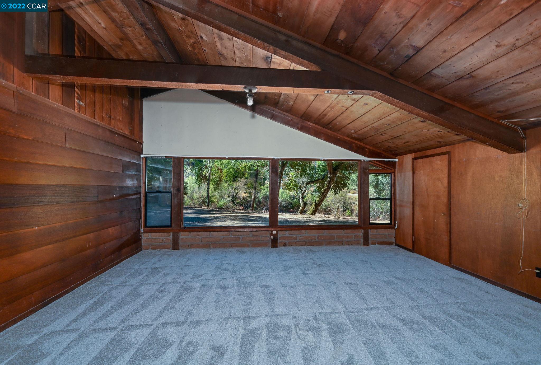 Detail Gallery Image 17 of 33 For 635 Los Trancos Rd, Portola Valley,  CA 94028 - 4 Beds | 2/1 Baths
