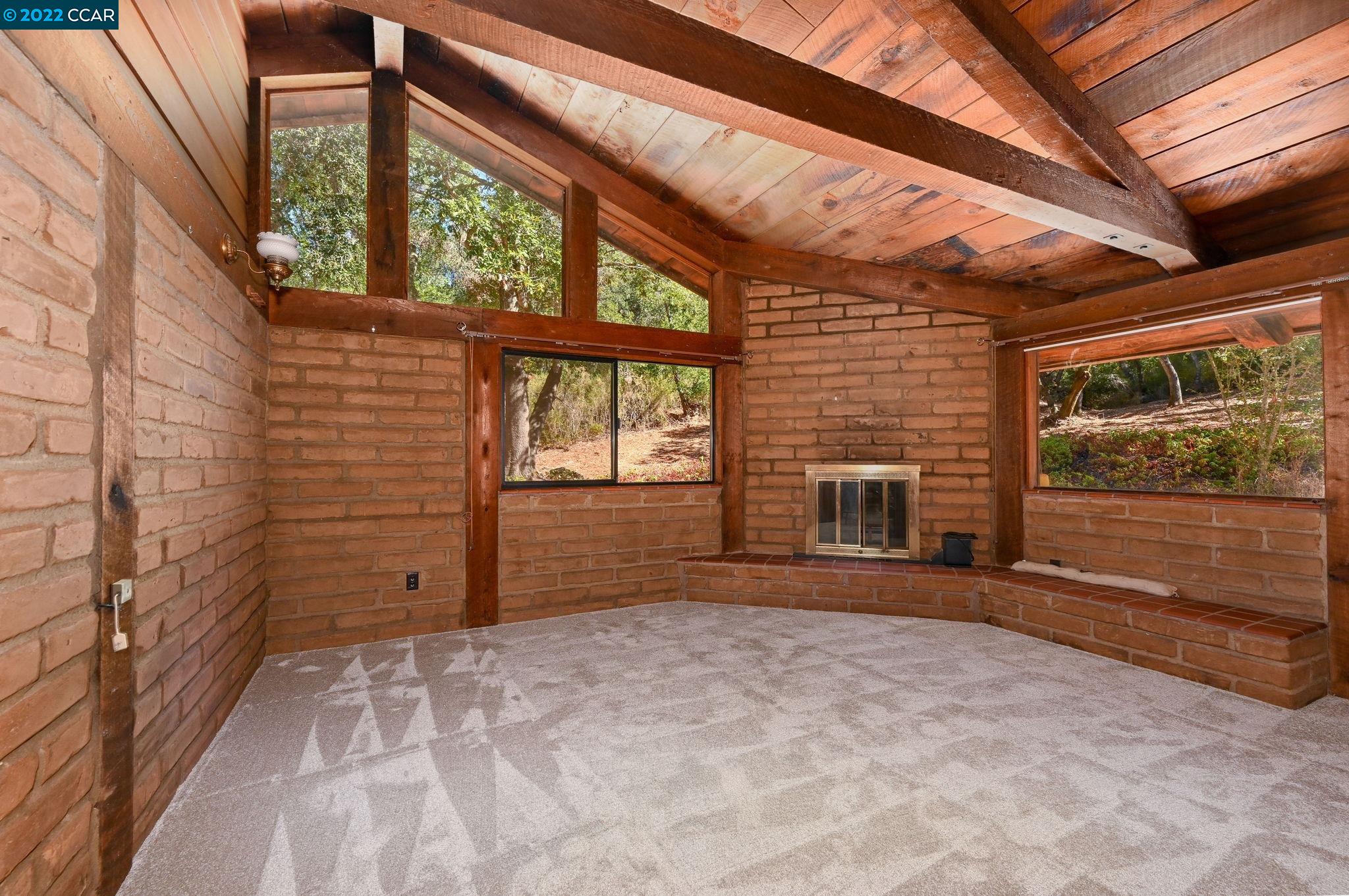 Detail Gallery Image 19 of 33 For 635 Los Trancos Rd, Portola Valley,  CA 94028 - 4 Beds | 2/1 Baths