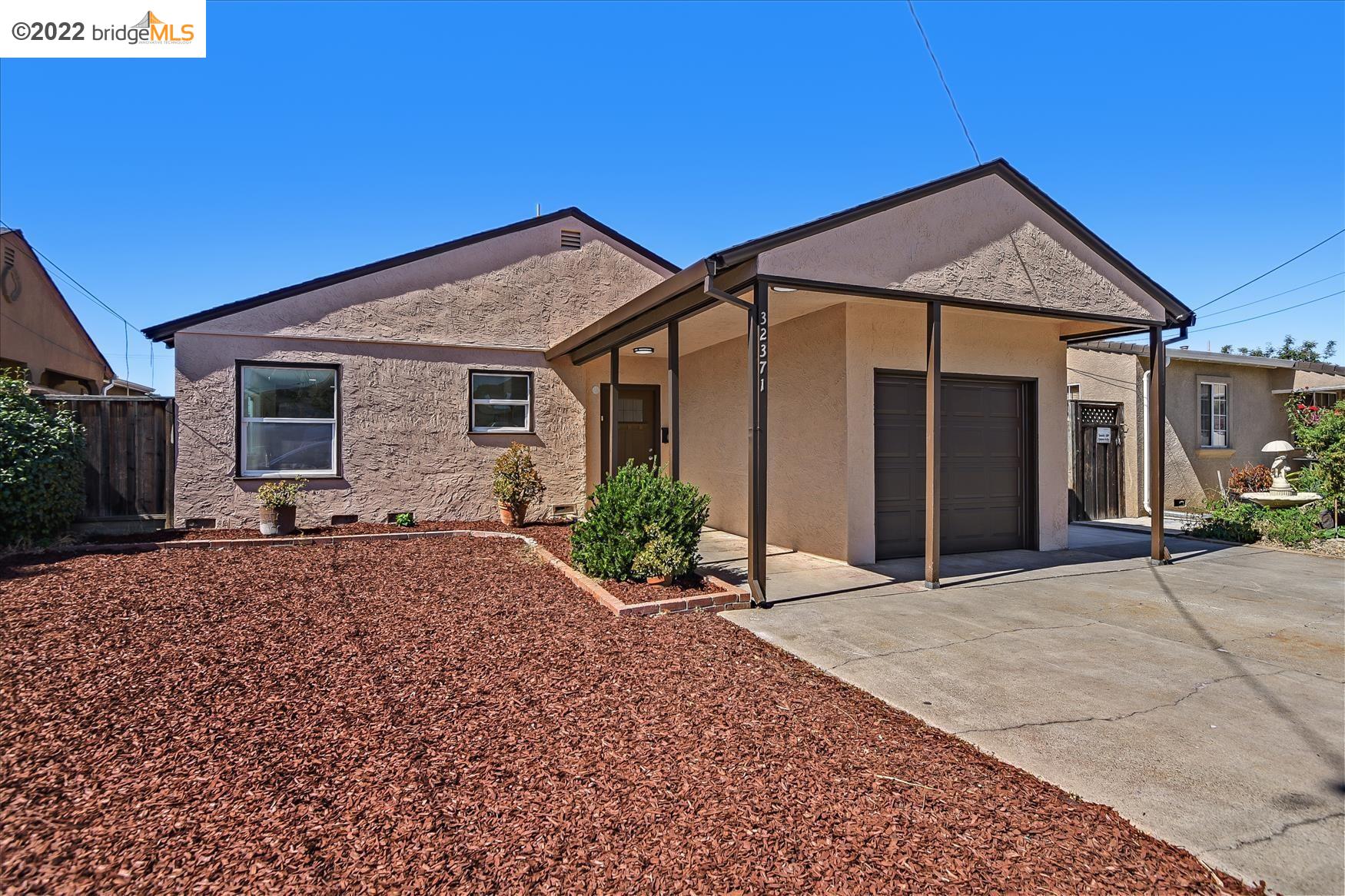 Detail Gallery Image 1 of 1 For 32371 Seneca St., Hayward,  CA 94544-8243 - 3 Beds | 1 Baths