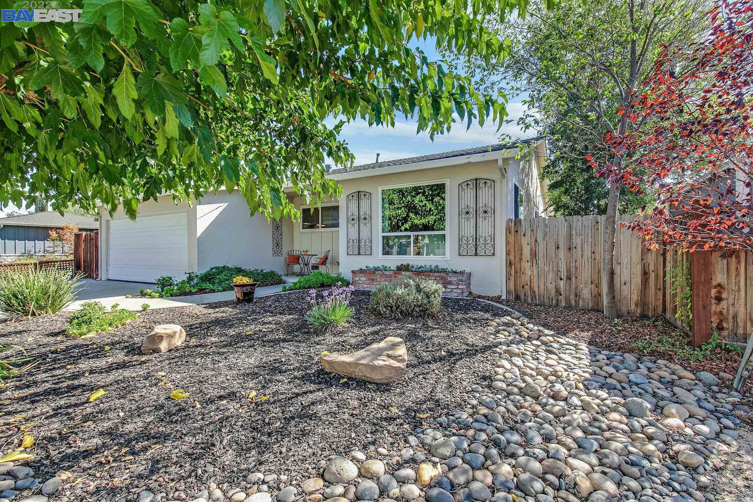 Detail Gallery Image 1 of 1 For 919 Miranda Way, Livermore,  CA 94550 - 3 Beds | 2 Baths