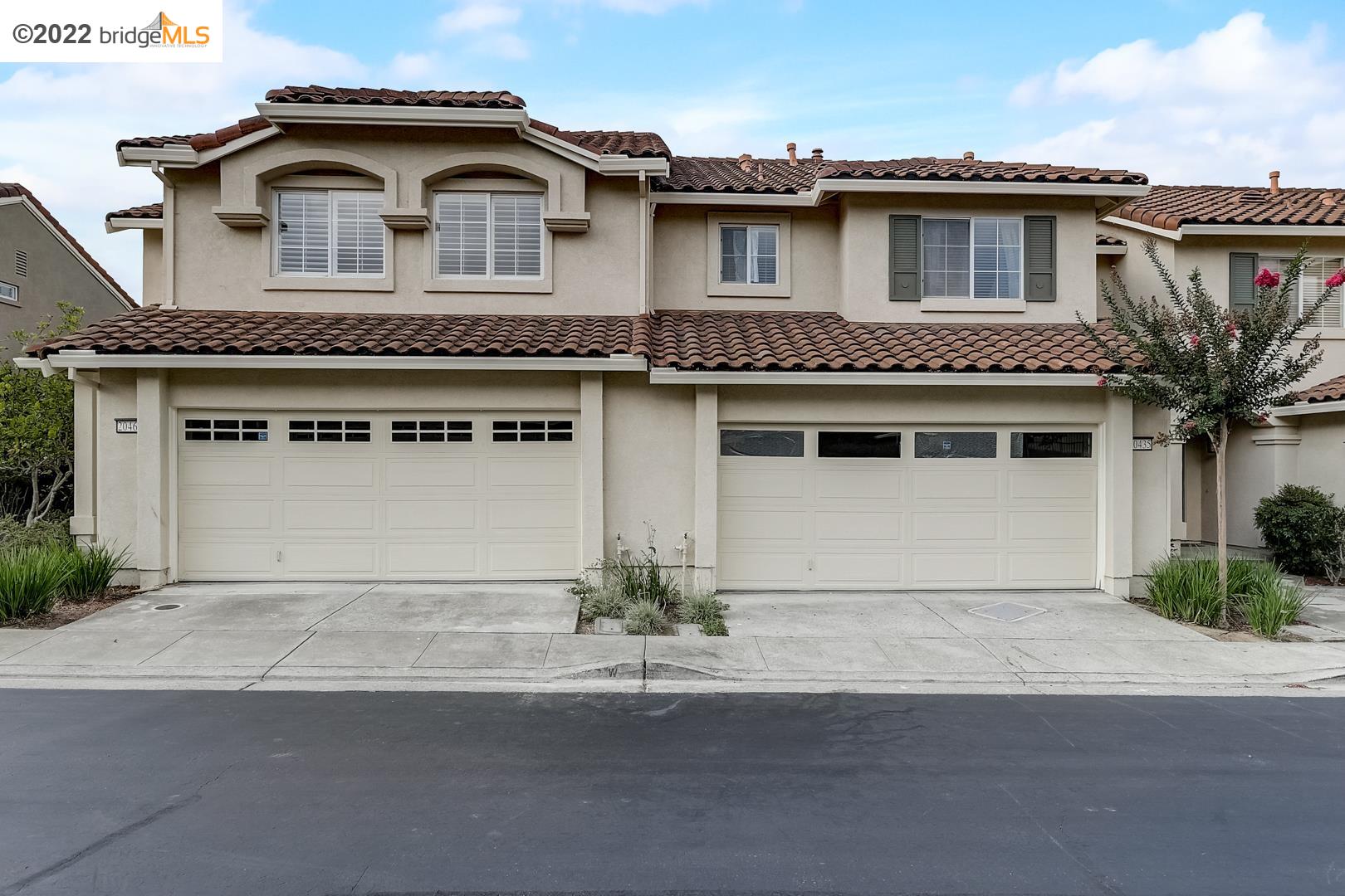 Detail Gallery Image 1 of 1 For 20465 Summerglen Pl, Castro Valley,  CA 94552 - 3 Beds | 2/1 Baths