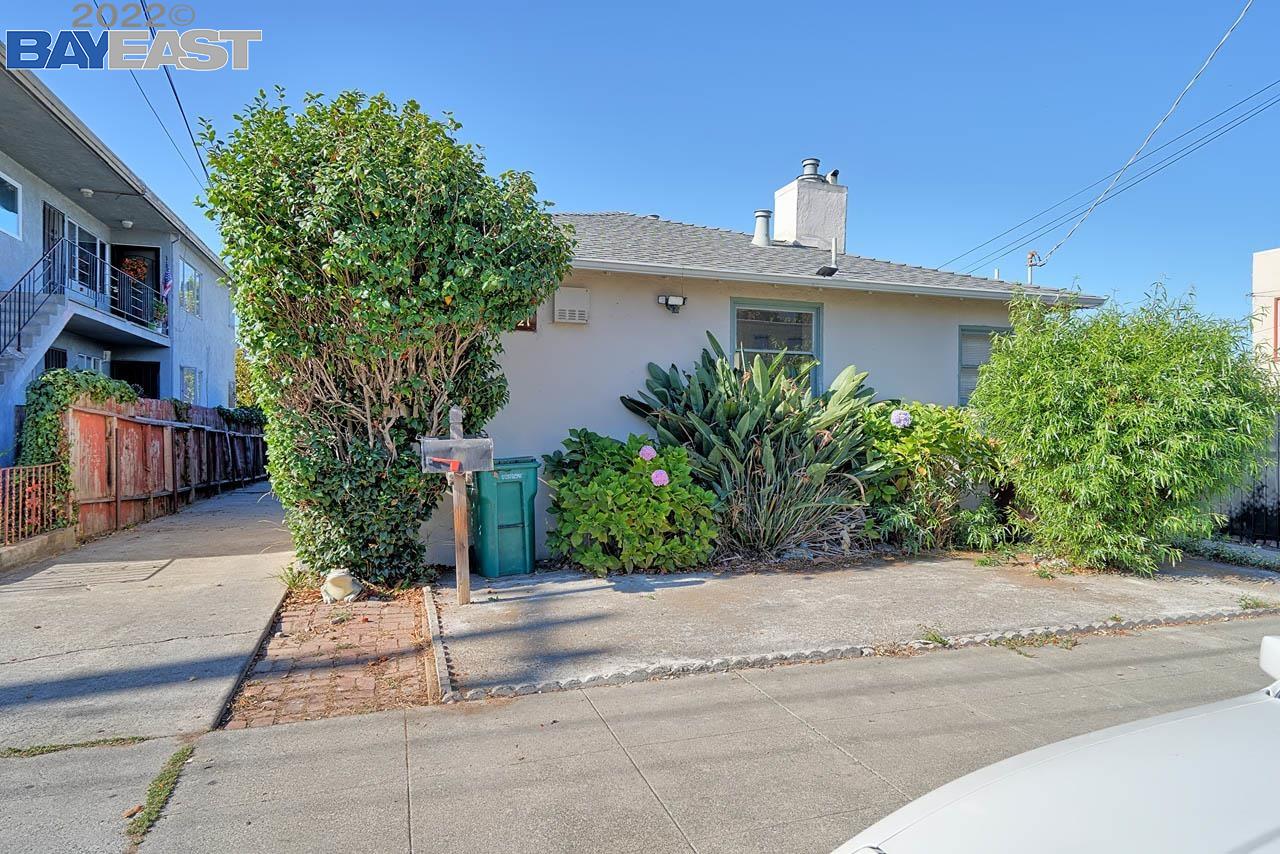 Detail Gallery Image 1 of 1 For 3019 Florida St, Oakland,  CA 94602 - 2 Beds | 2 Baths