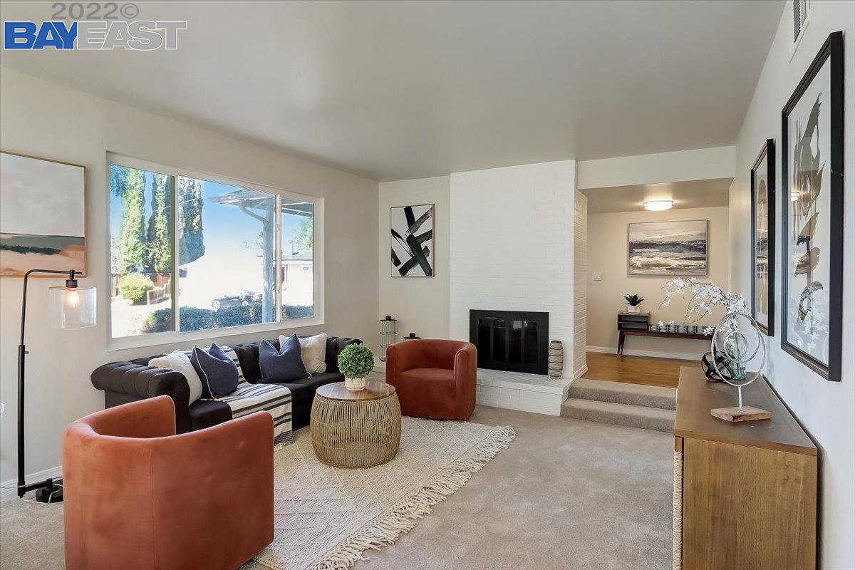 Detail Gallery Image 1 of 1 For 3880 Landana Ct, Concord,  CA 94519 - 4 Beds | 2 Baths