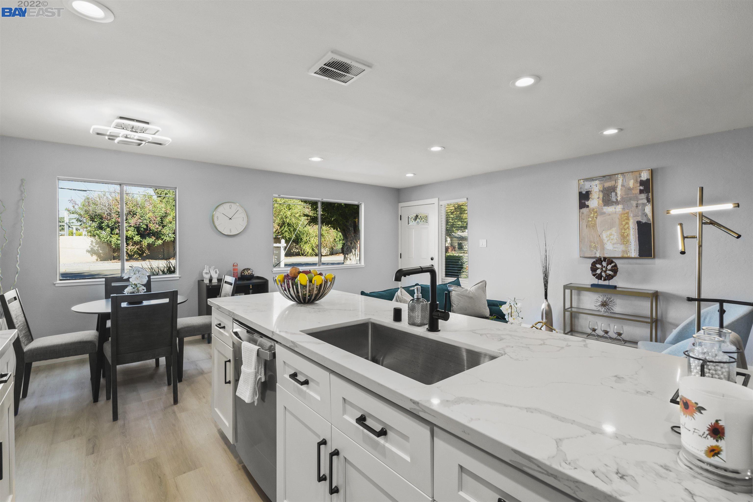 Detail Gallery Image 1 of 1 For 4607 Capay Drive #3,  San Jose,  CA 95118 - 2 Beds | 1 Baths