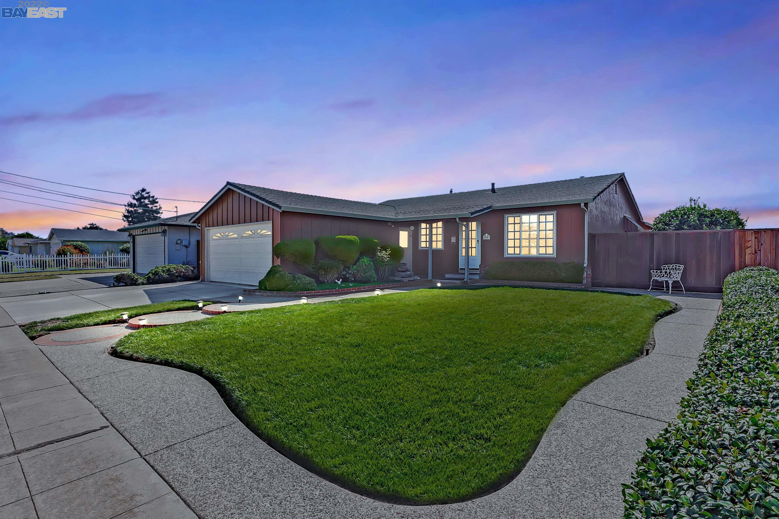 Detail Gallery Image 1 of 1 For 35983 Rosewood Dr, Newark,  CA 94560 - 3 Beds | 2 Baths