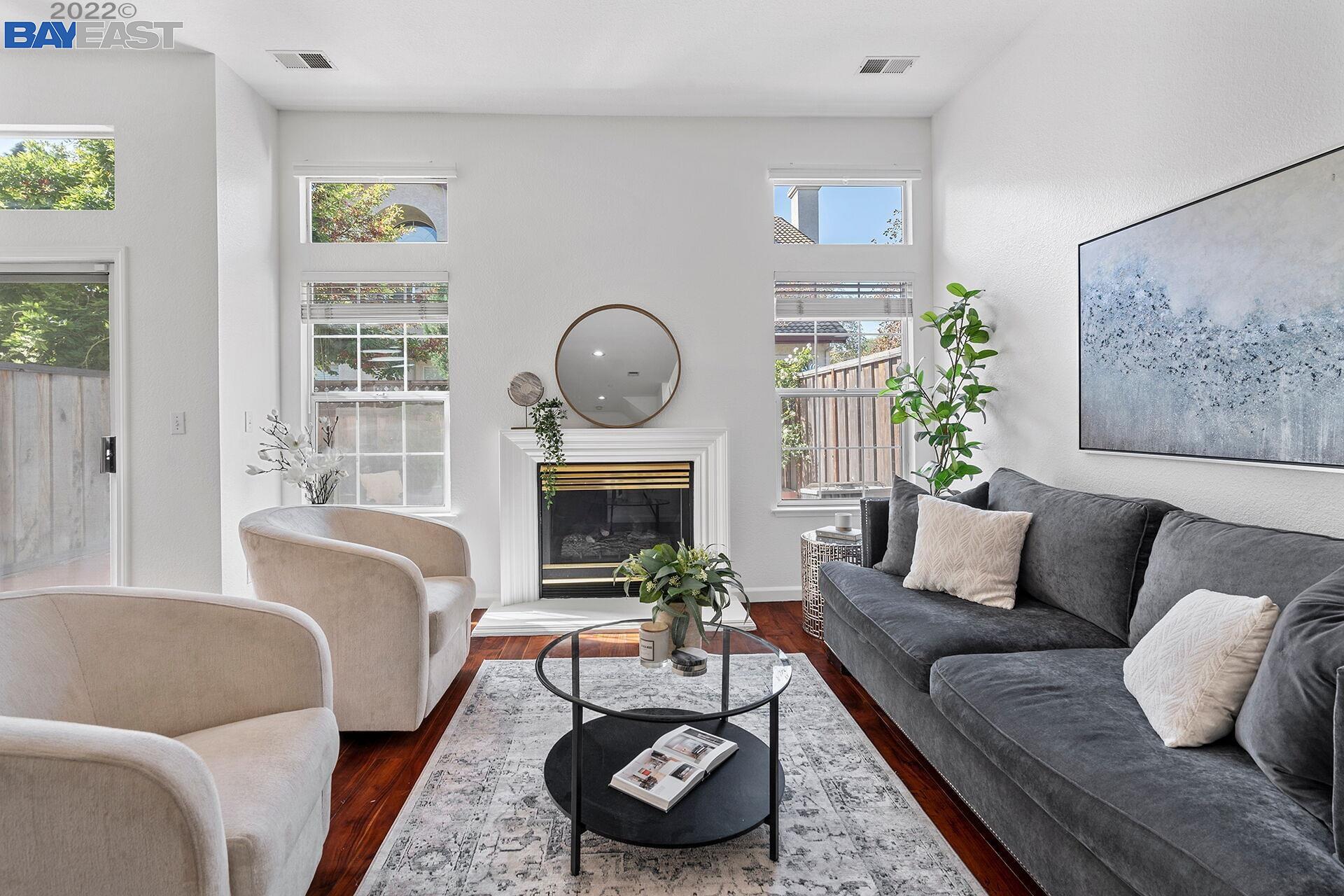 Detail Gallery Image 1 of 1 For 3042 Bolero Ct, Pleasanton,  CA 94588 - 3 Beds | 2/1 Baths