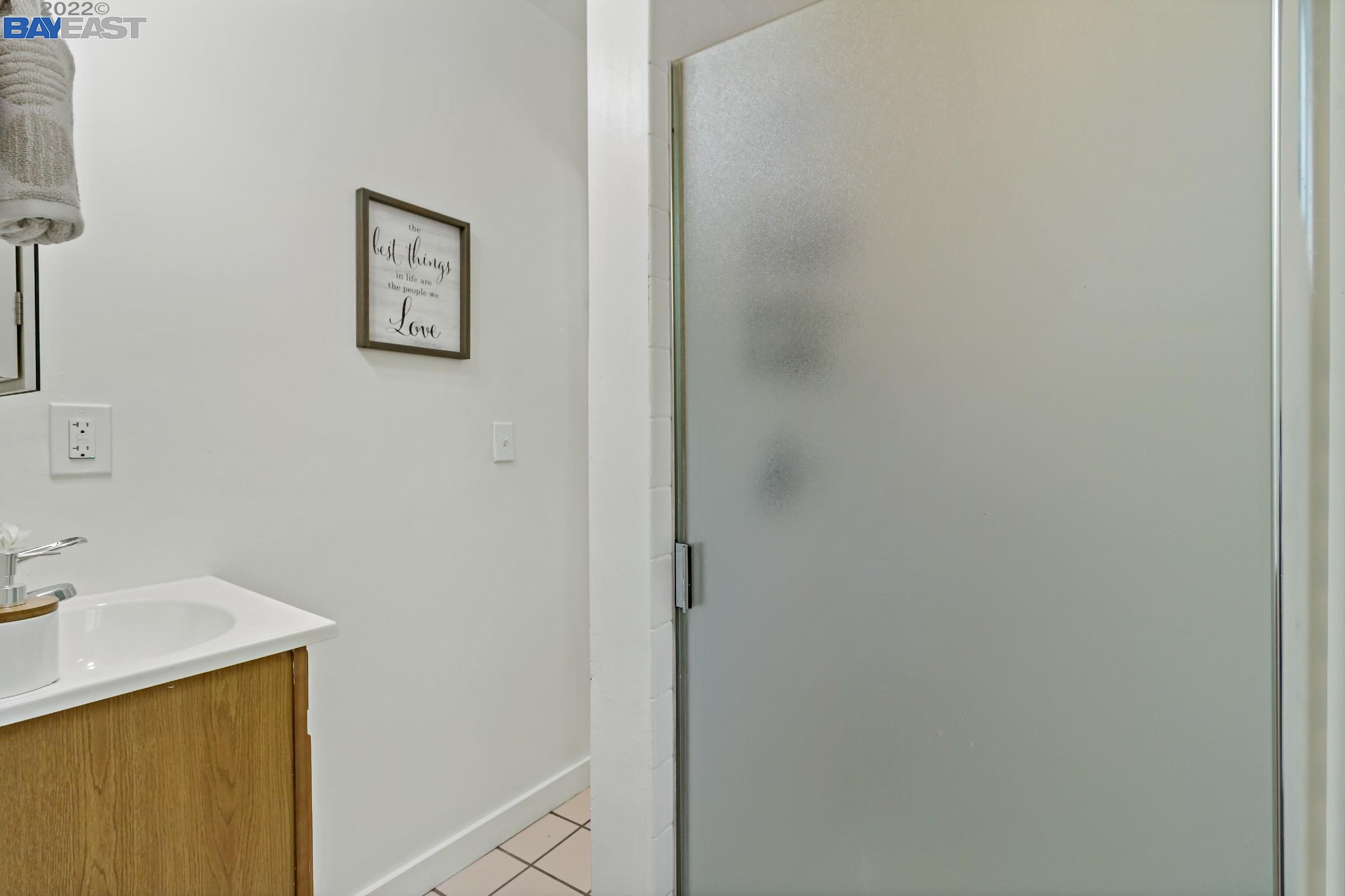 Detail Gallery Image 49 of 60 For 716 Mandana Blvd, Oakland,  CA 94610 - 5 Beds | 2 Baths