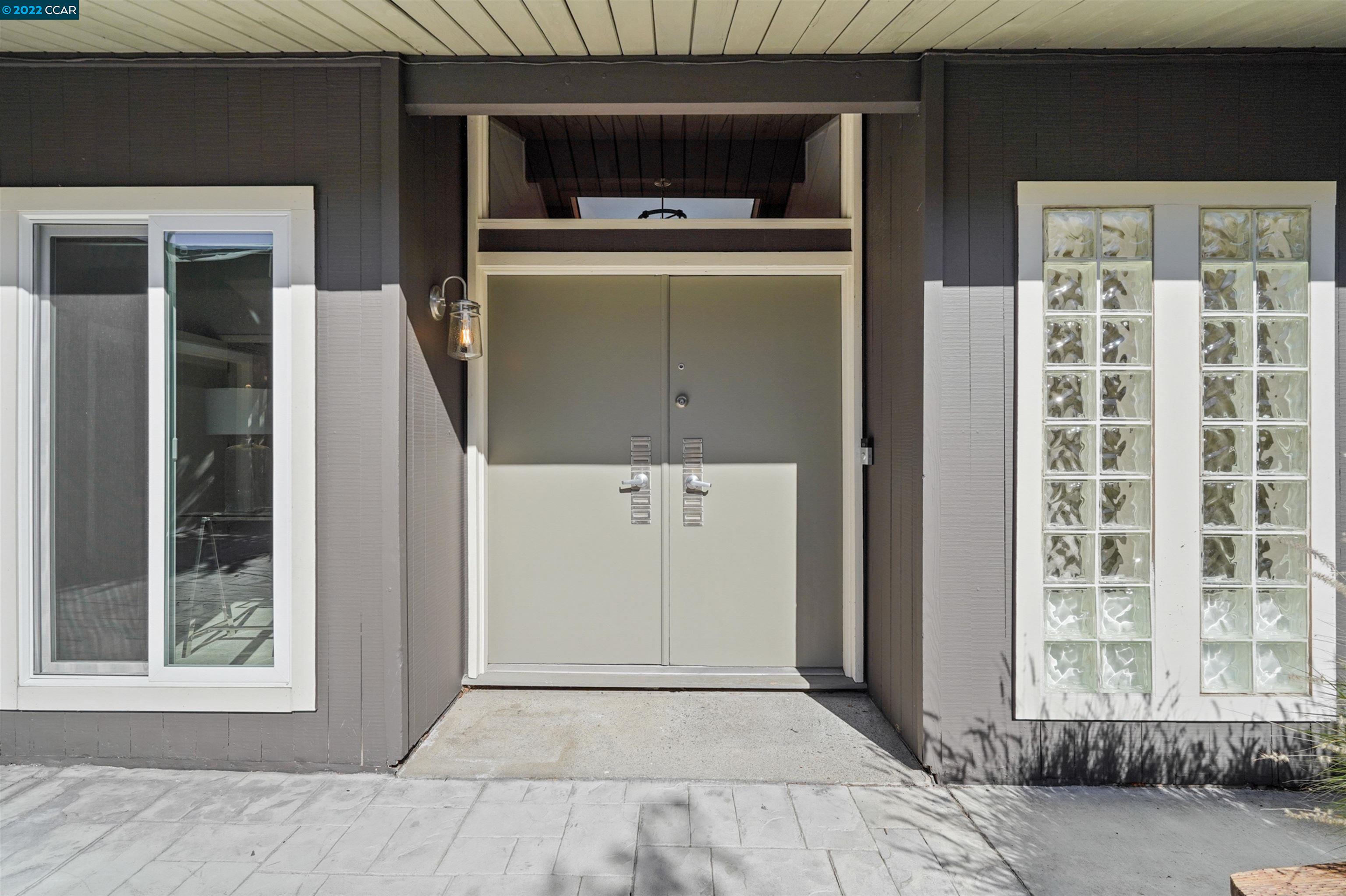 Detail Gallery Image 1 of 1 For 589 Tahos Road, Orinda,  CA 94563 - 4 Beds | 2/1 Baths