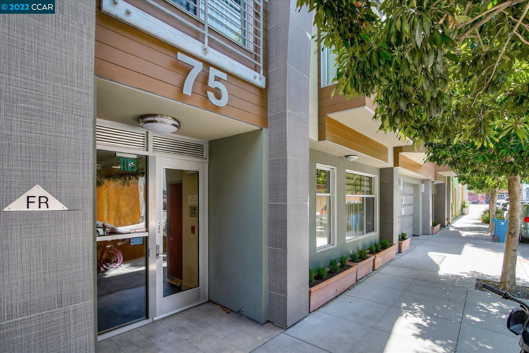Detail Gallery Image 1 of 1 For 75 Moss St #11,  San Francisco,  CA 94103-4095 - 2 Beds | 2 Baths