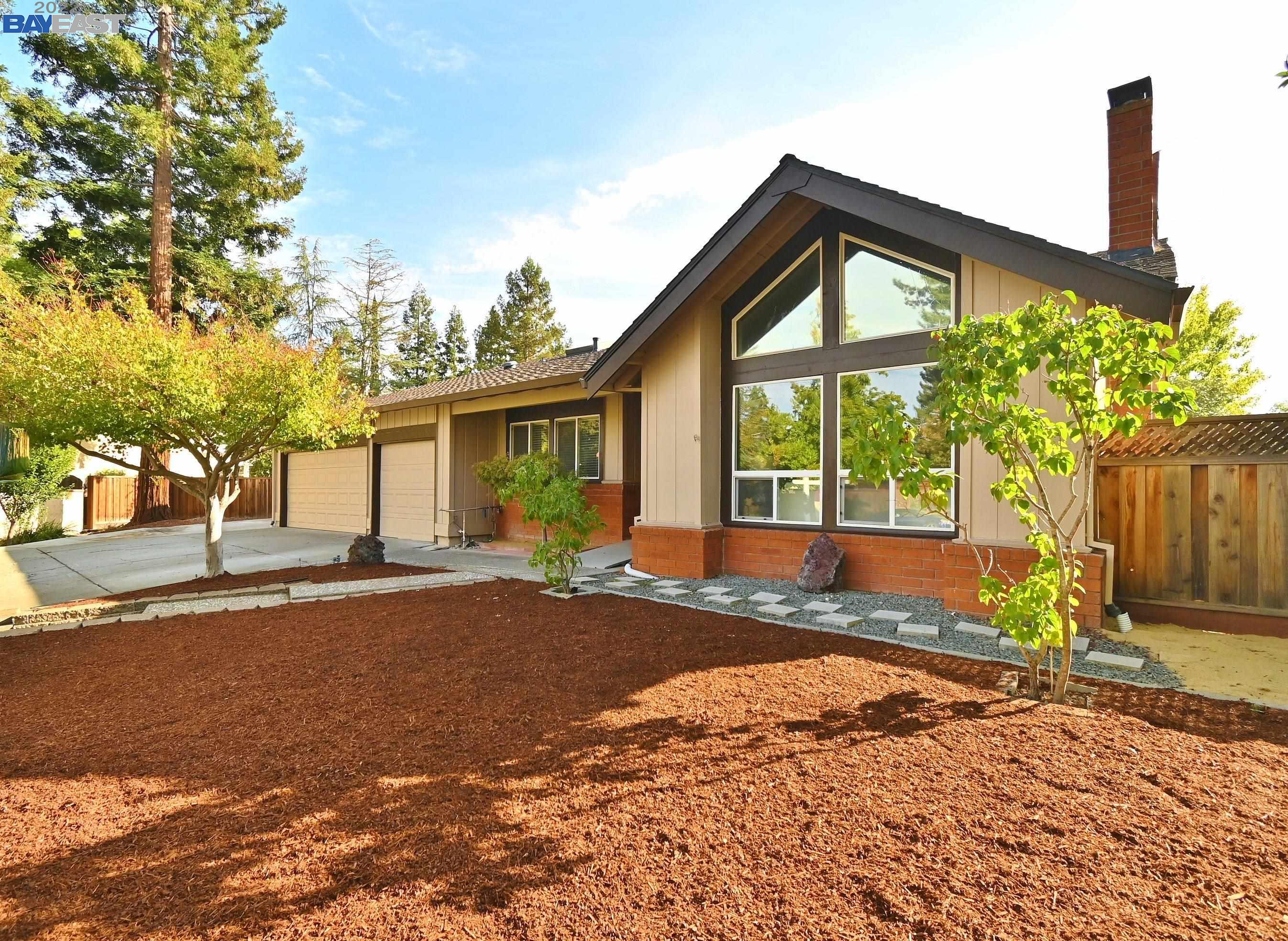 Detail Gallery Image 1 of 1 For 321 Salem Ct, San Ramon,  CA 94583 - 5 Beds | 2/1 Baths
