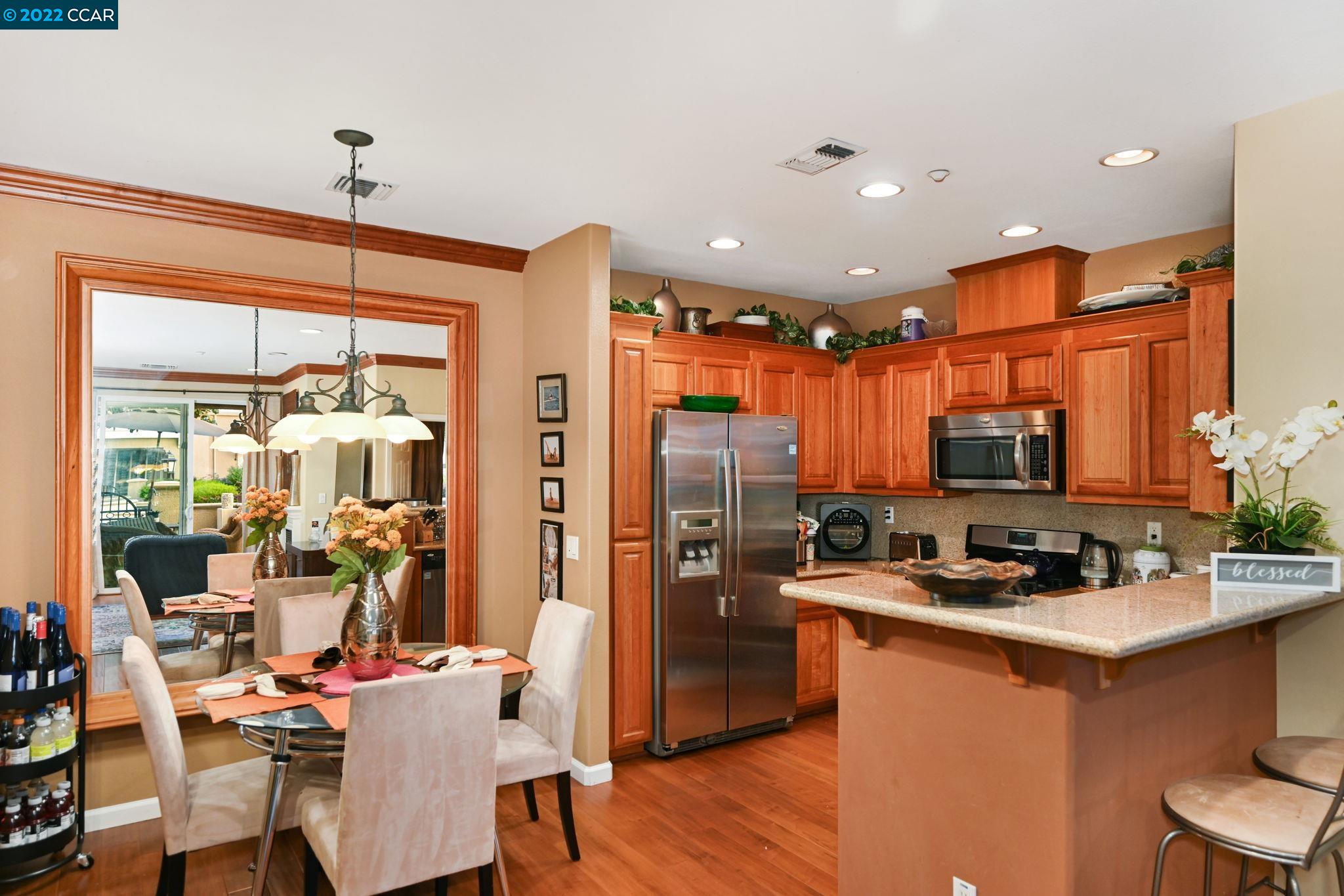 Photo #5: 41012171 Listing 