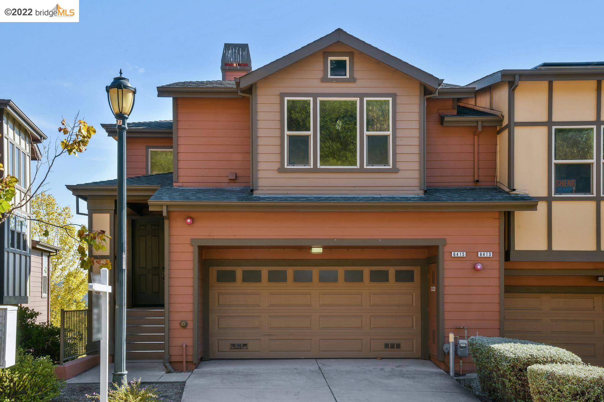 Detail Gallery Image 1 of 1 For 6415 Blue Rock Ct, Oakland,  CA 94605 - 3 Beds | 2/1 Baths