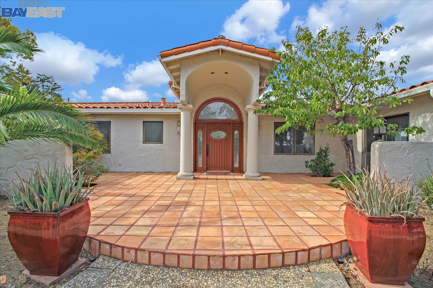Detail Gallery Image 1 of 1 For 15725 Apollo Heights Ct, Saratoga,  CA 95070 - 4 Beds | 3 Baths