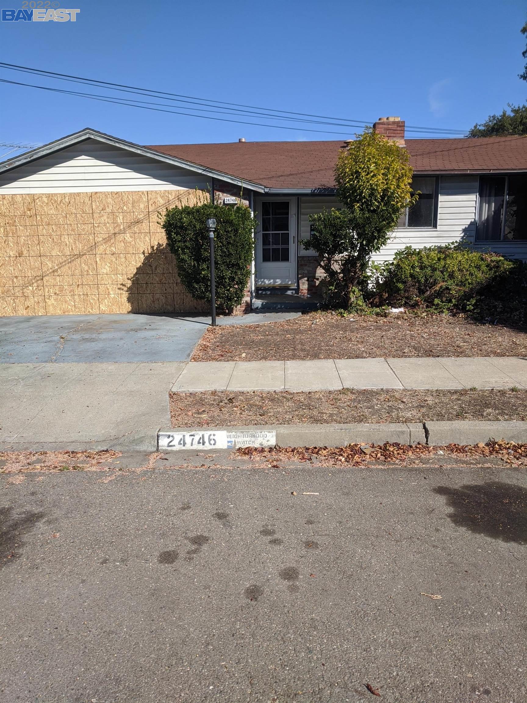 Detail Gallery Image 1 of 1 For Stone Ct, Hayward,  CA 94545 - 3 Beds | 2 Baths