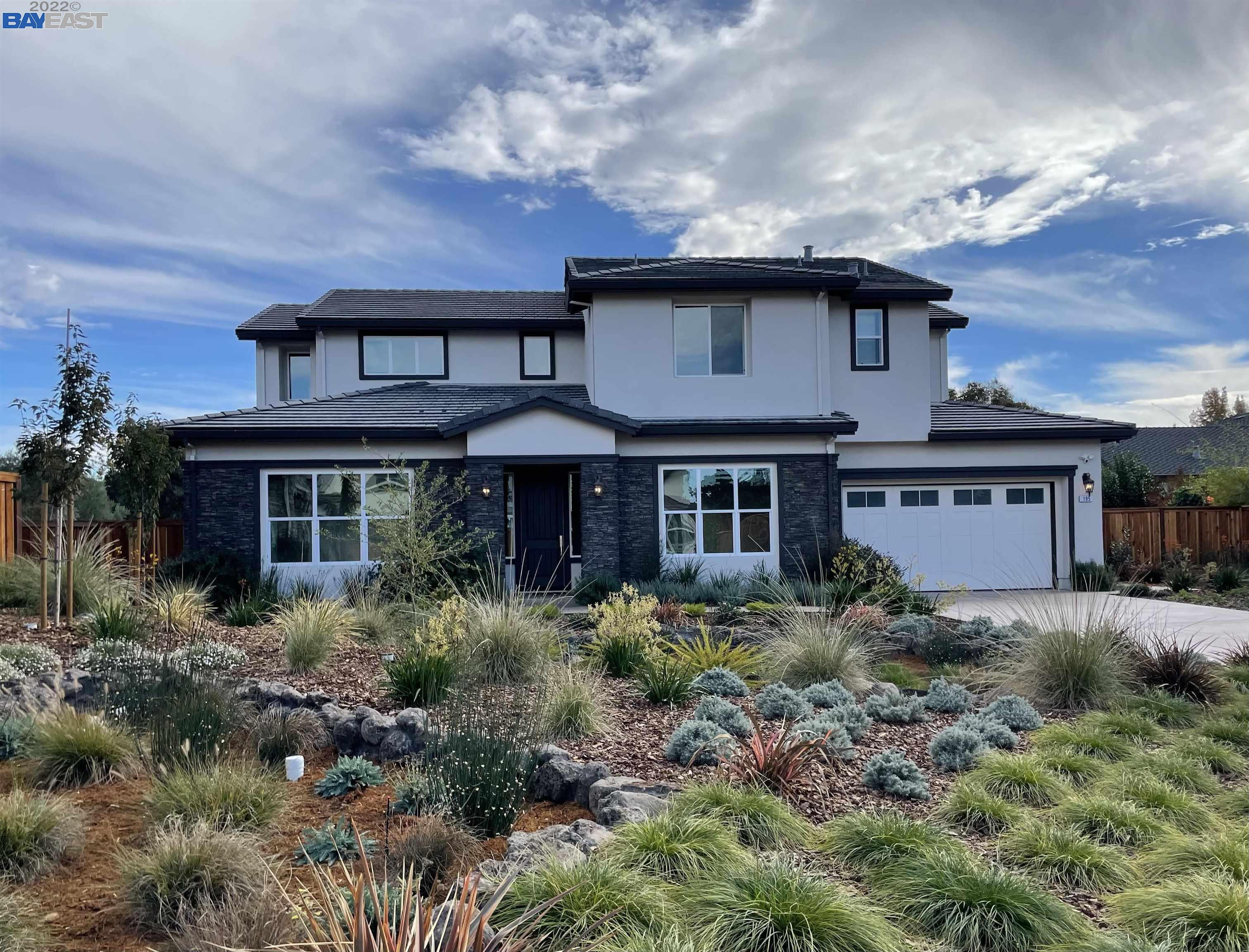 Detail Gallery Image 1 of 1 For 195 Queso, Fremont,  CA 94539 - 4 Beds | 4/1 Baths
