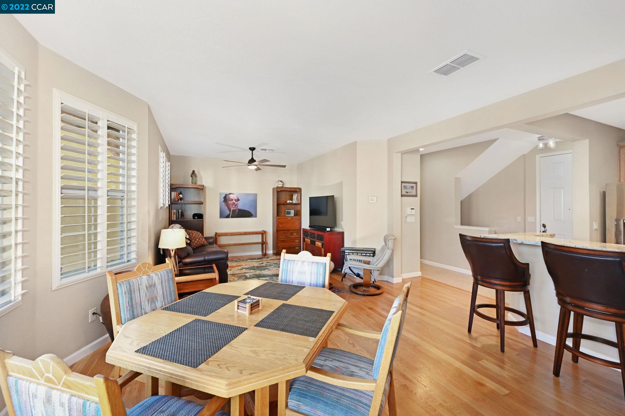 Photo #5: 41012985 Listing 
