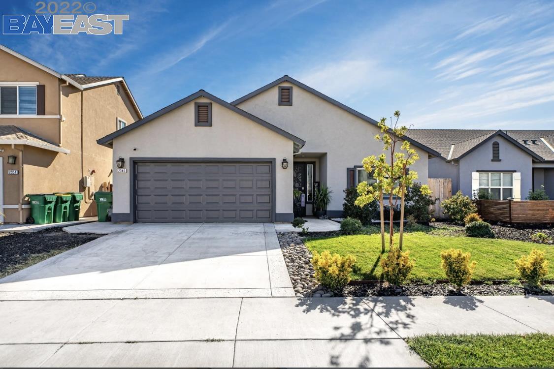 Detail Gallery Image 1 of 1 For 2346 Starboard Ln, Stockton,  CA 95206 - 4 Beds | 3 Baths
