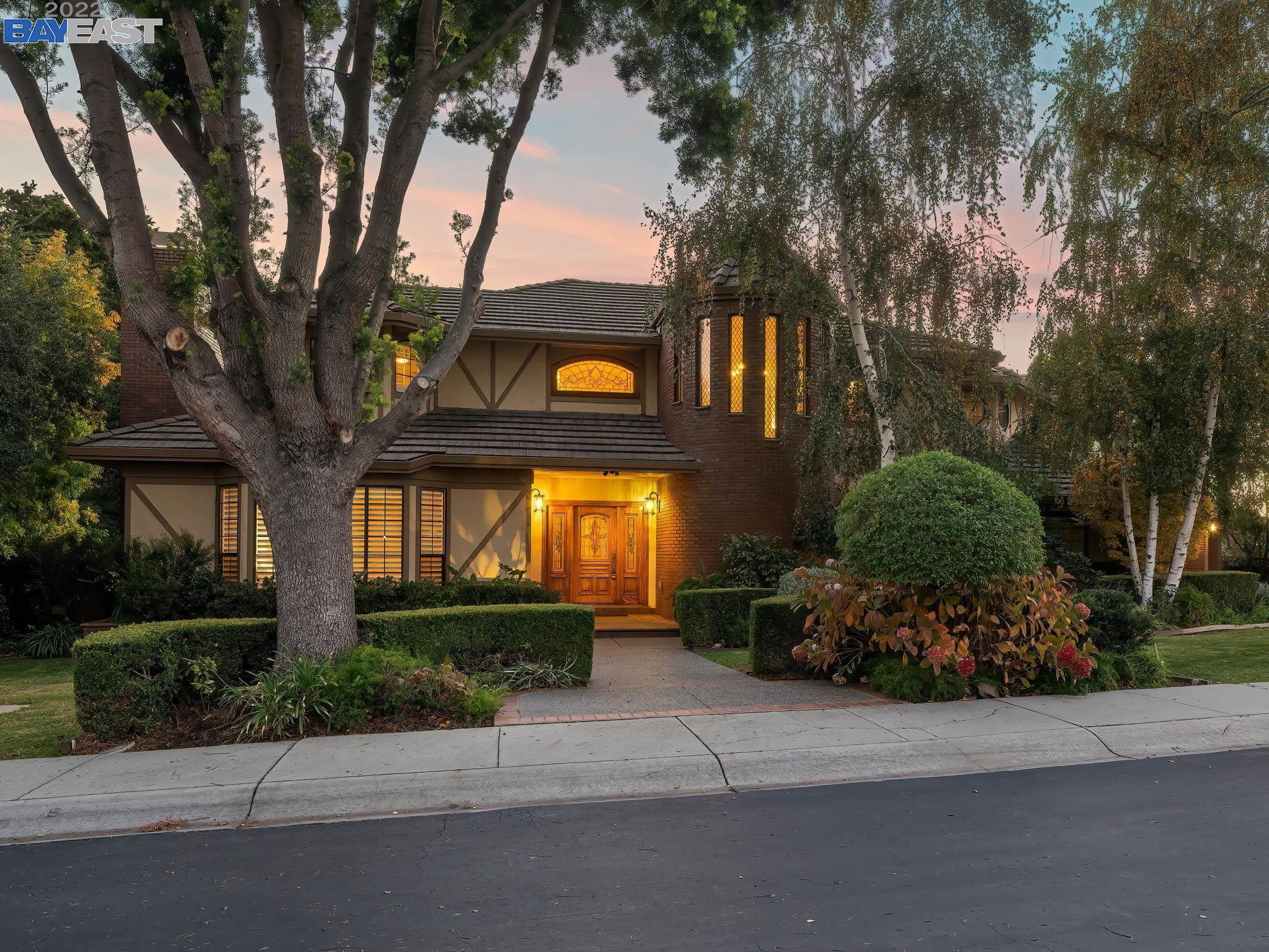 Detail Gallery Image 1 of 1 For 1657 Vinehill Cir, Fremont,  CA 94539 - 4 Beds | 2/1 Baths