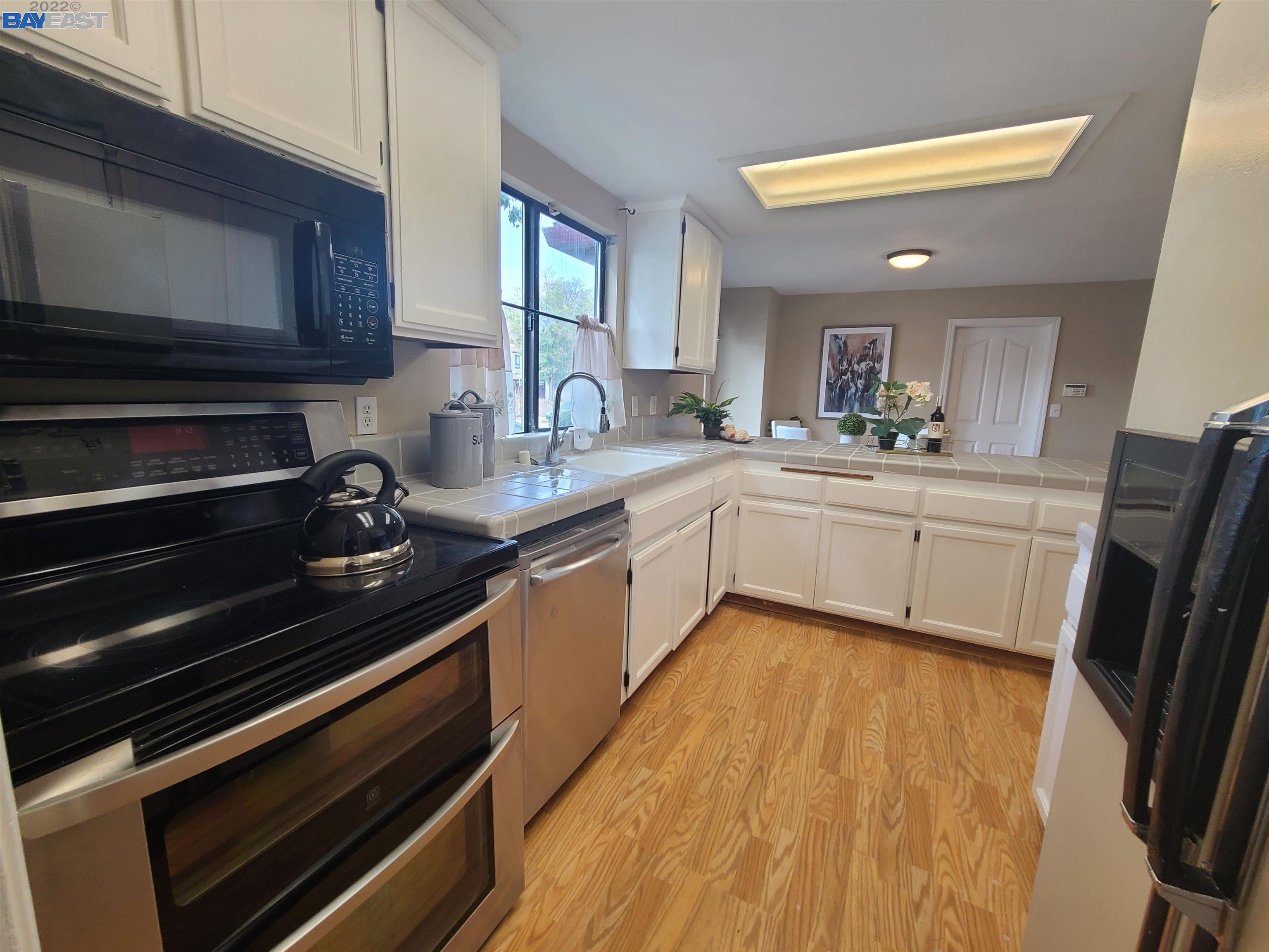 Photo #5: 41013430 Listing 