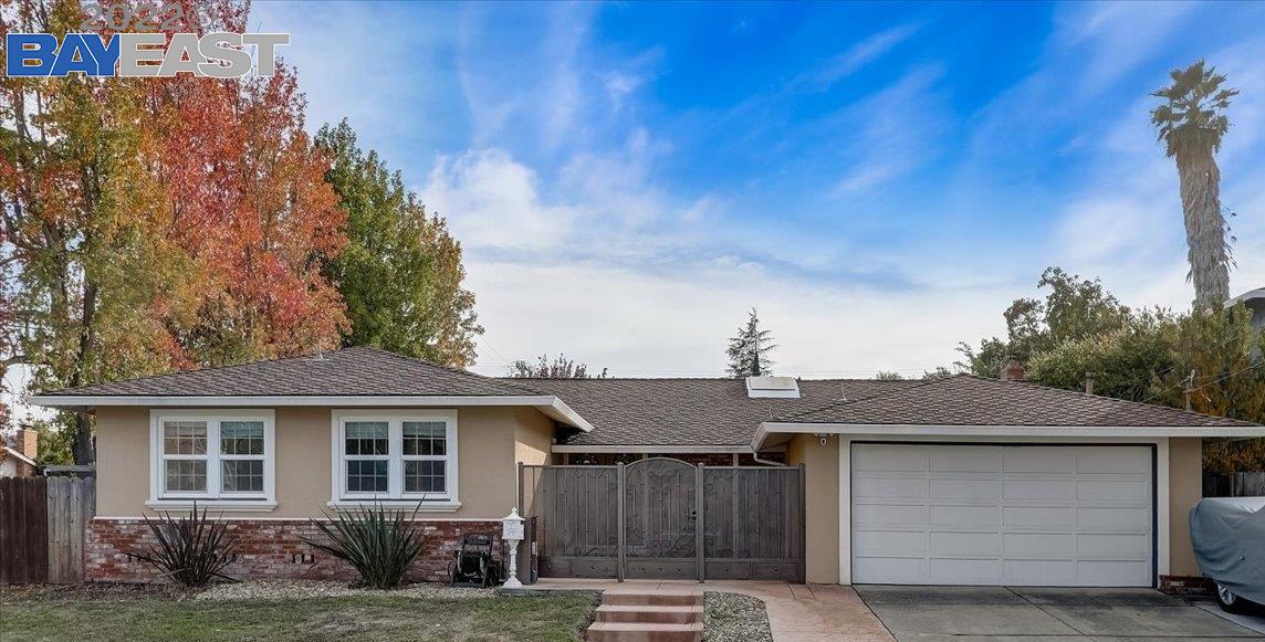 Detail Gallery Image 1 of 1 For 11701 Amarillo Ct, Dublin,  CA 94568 - 4 Beds | 2 Baths