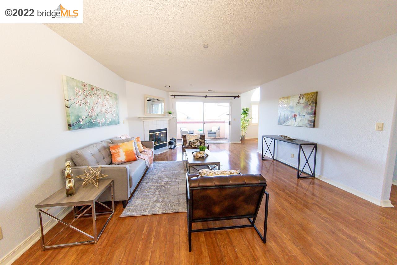 Detail Gallery Image 1 of 1 For 22530 3rd St #306,  Hayward,  CA 94541 - 2 Beds | 2 Baths