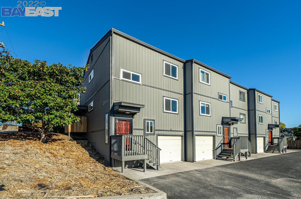 Detail Gallery Image 1 of 1 For 2444 Frances St #1,  Oakland,  CA 94601 - 2 Beds | 1/1 Baths