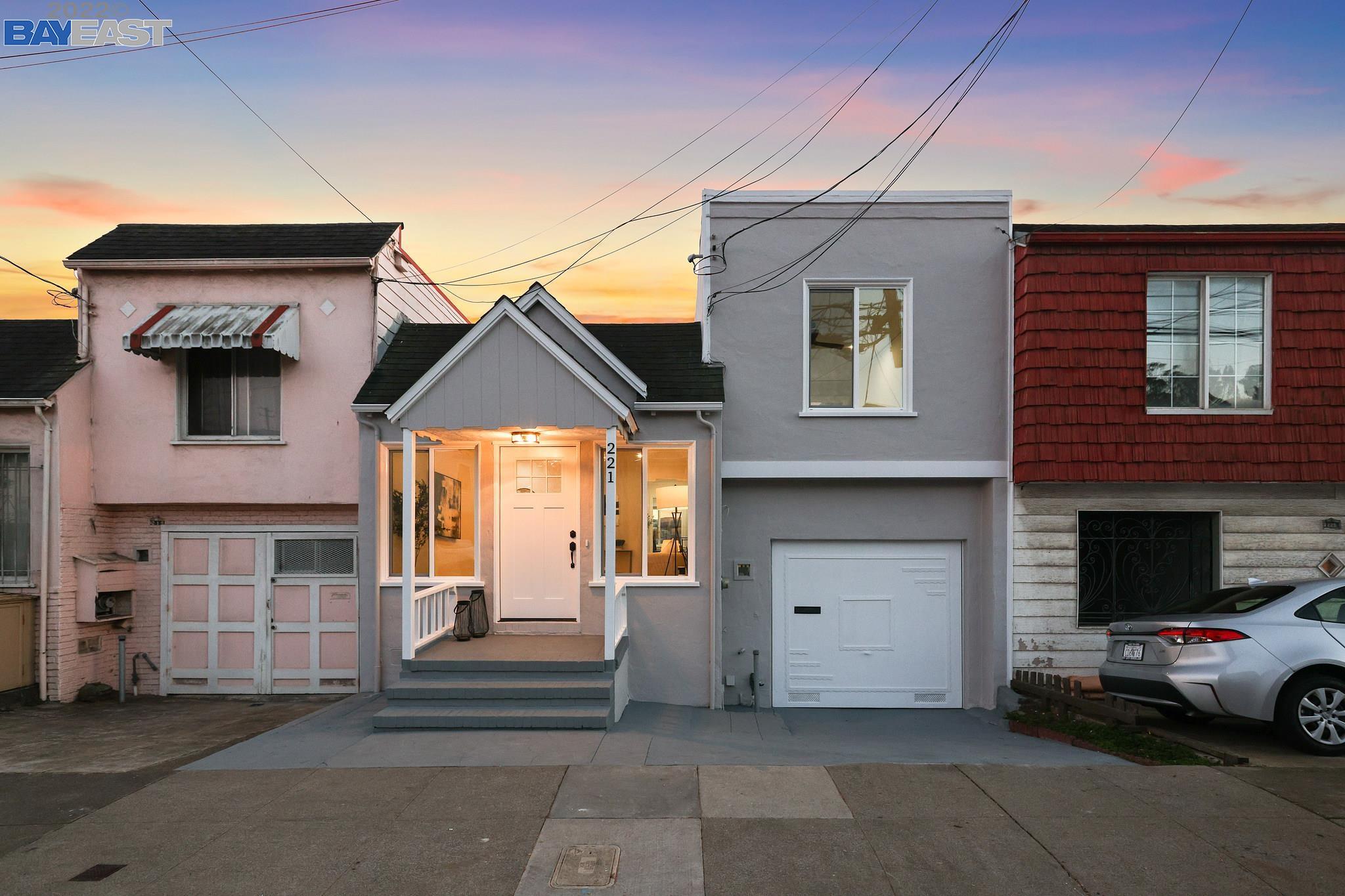 Detail Gallery Image 1 of 1 For 221 Montana St, San Francisco,  CA 94112 - 3 Beds | 1 Baths