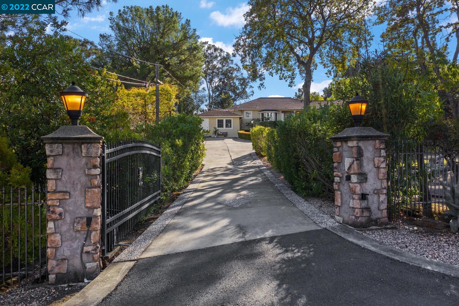 Detail Gallery Image 1 of 1 For 3169 Diablo View Rd, Lafayette,  CA 94549 - 5 Beds | 3 Baths