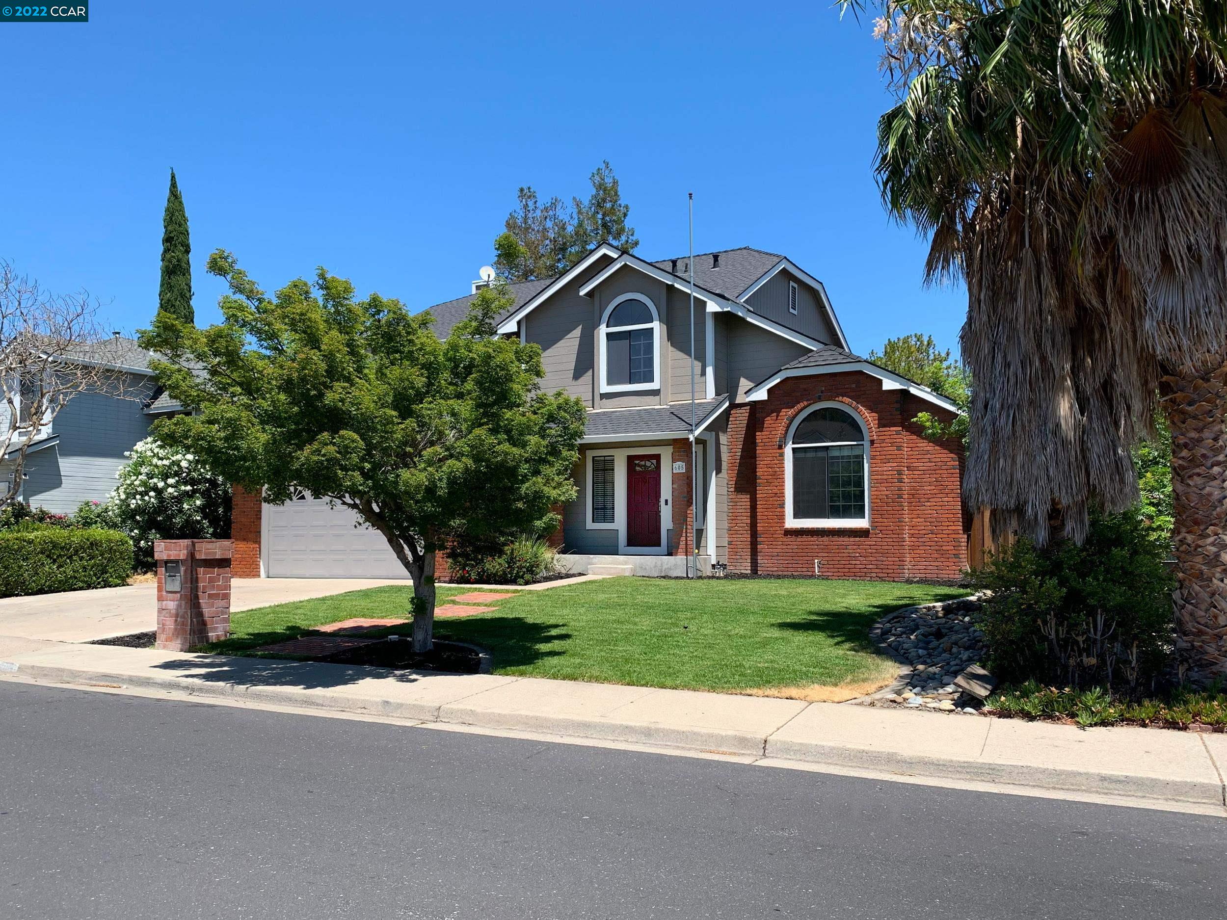 Detail Gallery Image 1 of 1 For 605 Bluerock Dr, Antioch,  CA 94509 - 4 Beds | 2/1 Baths