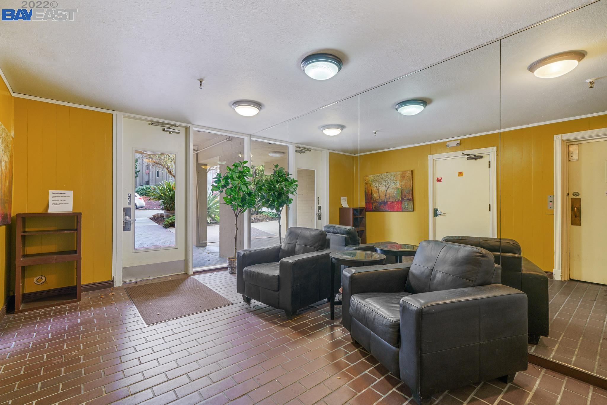 Photo #3: 41015526 Listing 