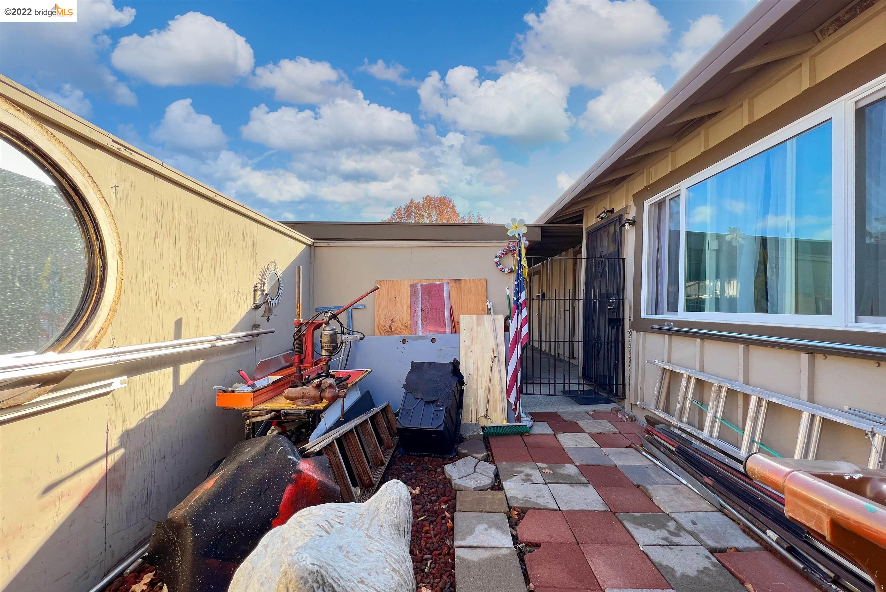 Photo #5: 41015644 Listing 
