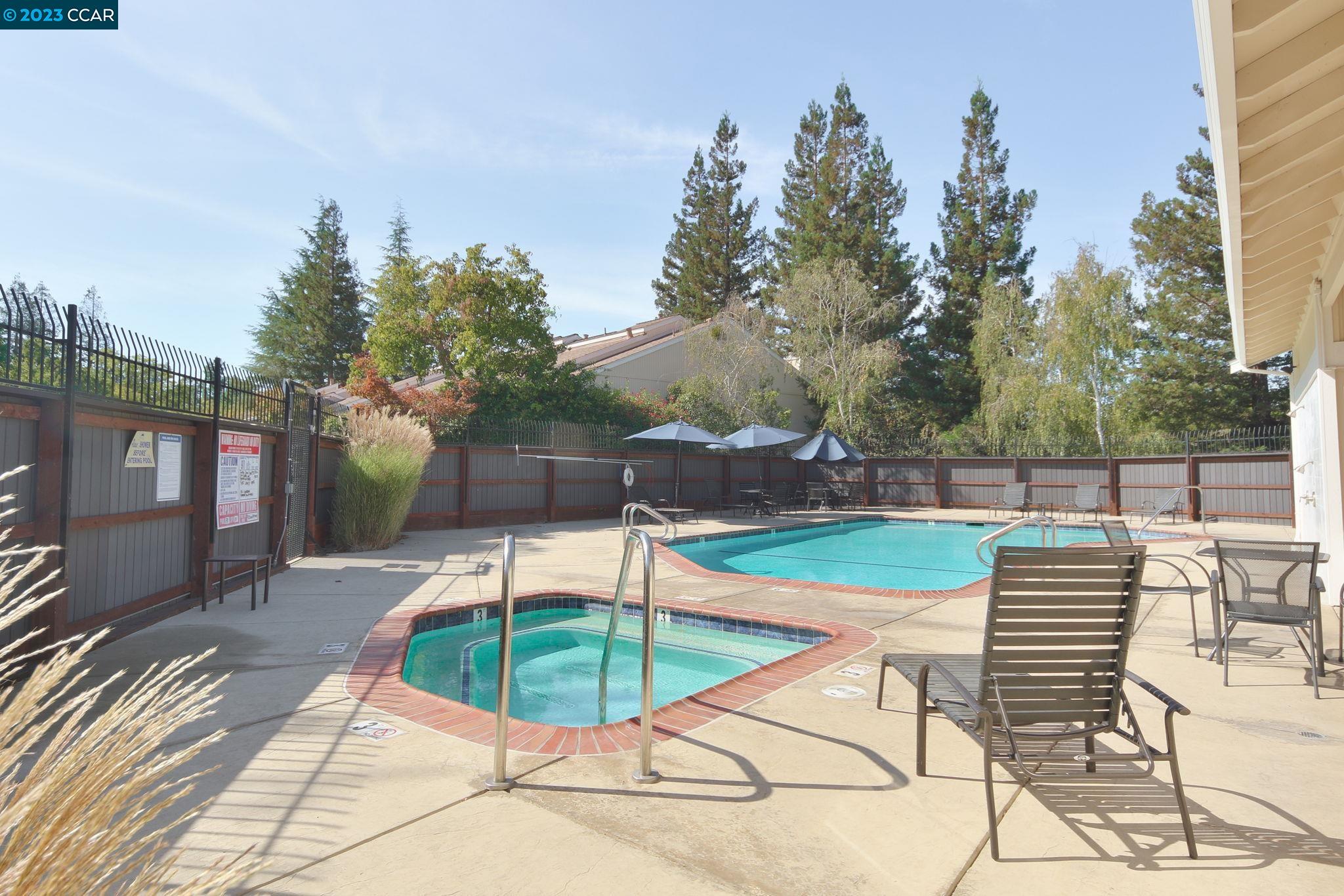 Detail Gallery Image 1 of 1 For 455 Camelback Rd, Pleasant Hill,  CA 94523 - 2 Beds | 2/1 Baths