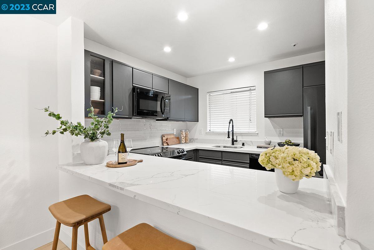 Photo #3: 41016557 Listing 