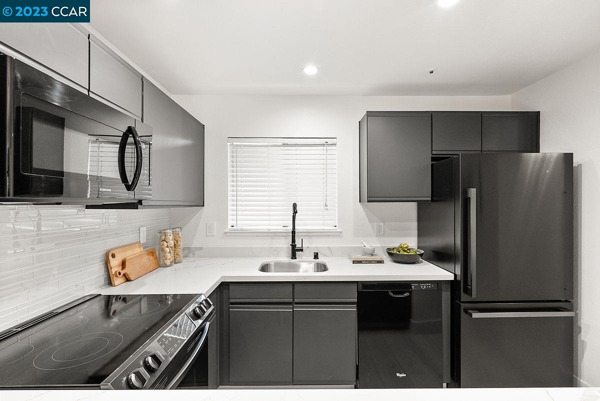 Photo #5: 41016557 Listing 