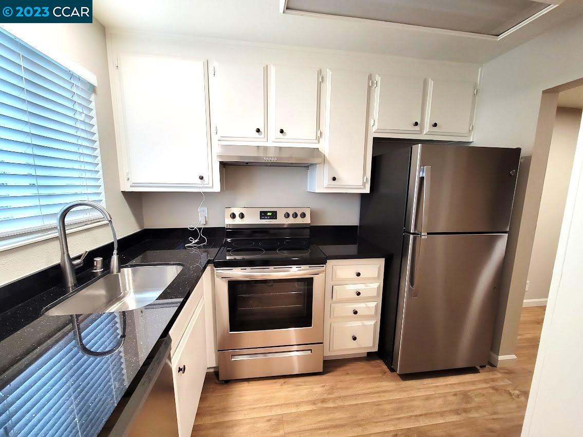 Photo #5: 41016560 Listing 