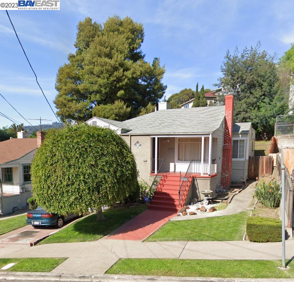 Detail Gallery Image 1 of 1 For 4424 Camden, Oakland,  CA 94619 - 2 Beds | 1 Baths