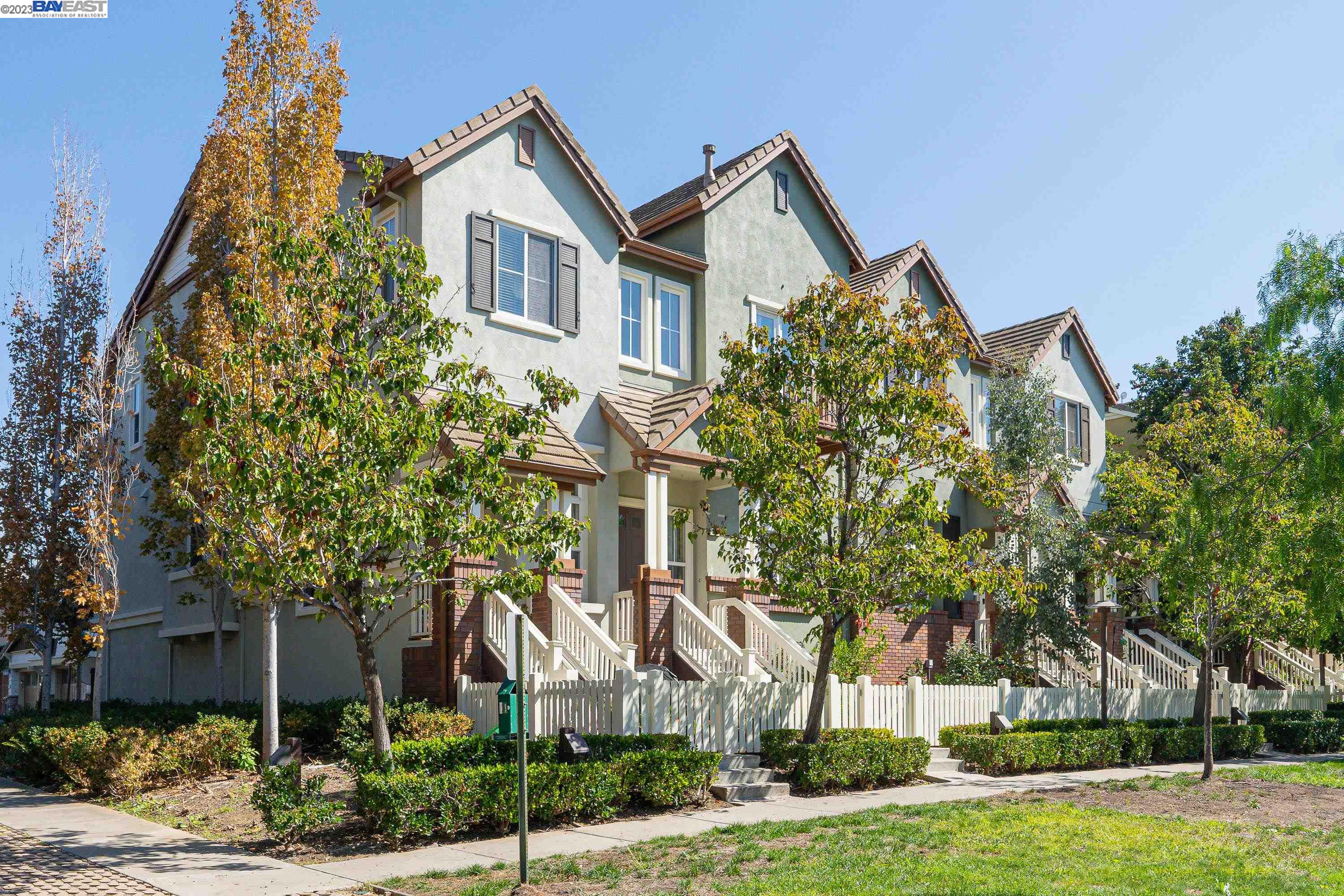 Photo #2: 41017016 Listing 