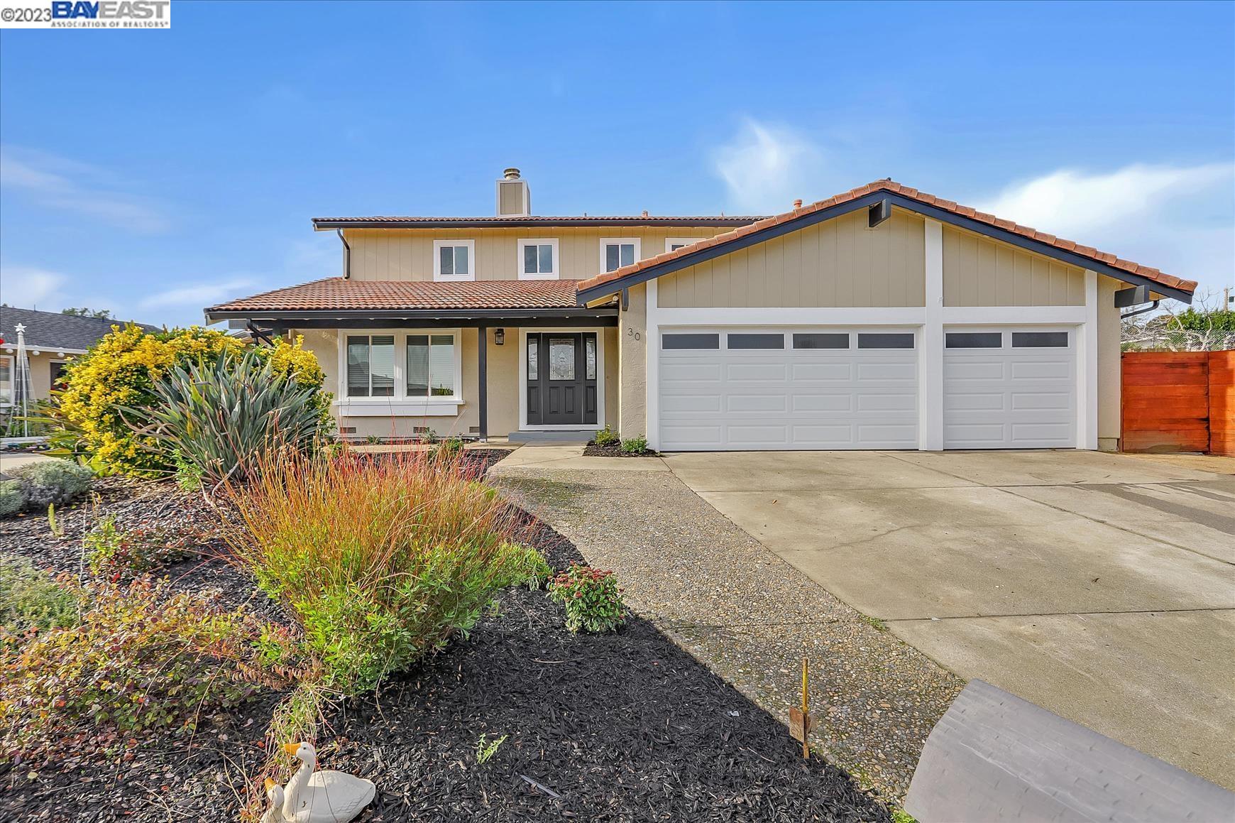 Detail Gallery Image 1 of 1 For 30 Bliss Ct, Pleasant Hill,  CA 94523 - 5 Beds | 3/1 Baths